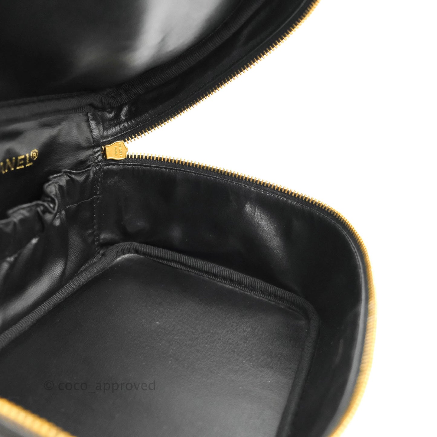 Chanel Vintage Vanity Case Black Caviar Gold Hardware