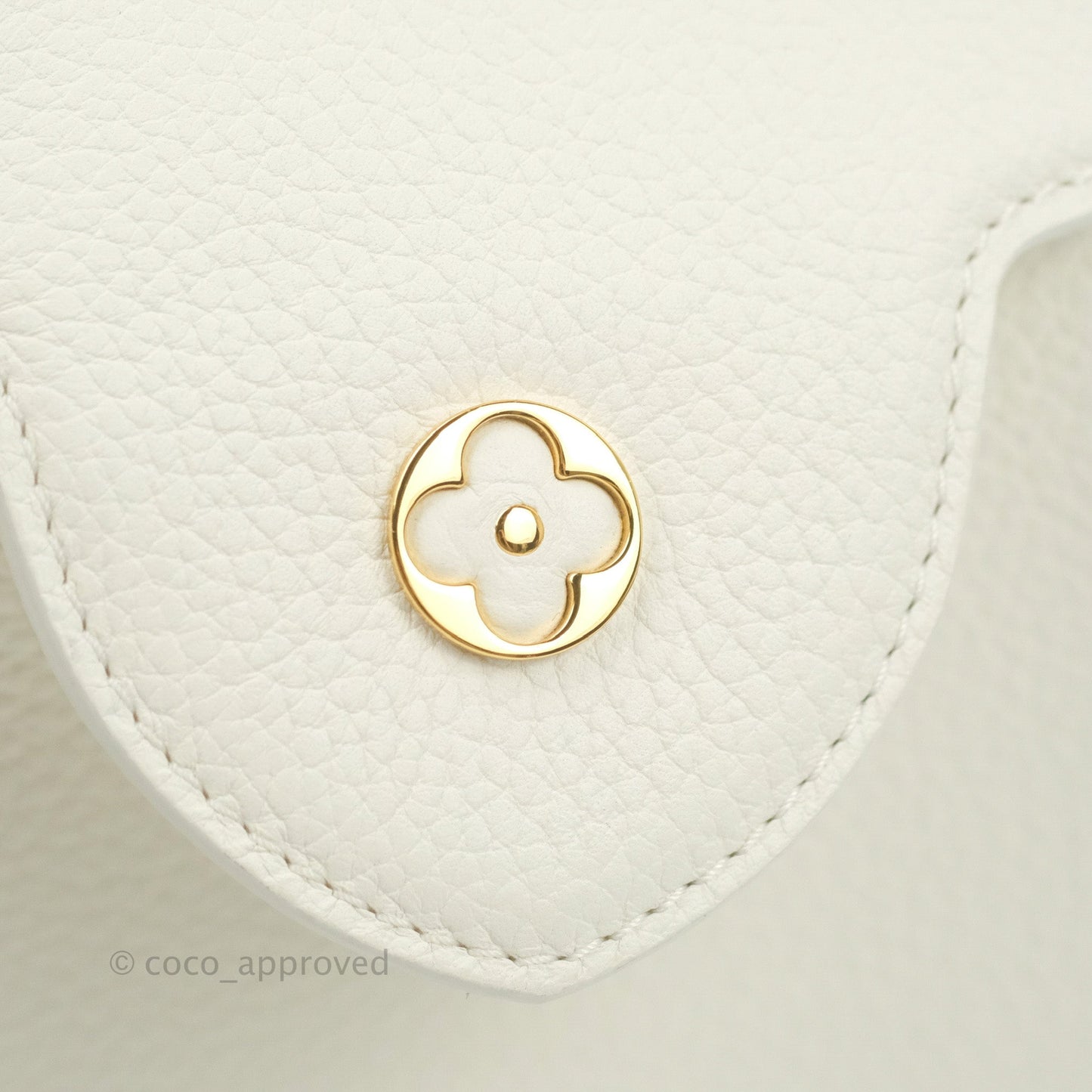 Louis Vuitton Taurillon Capucines BB Snow / Cedrat