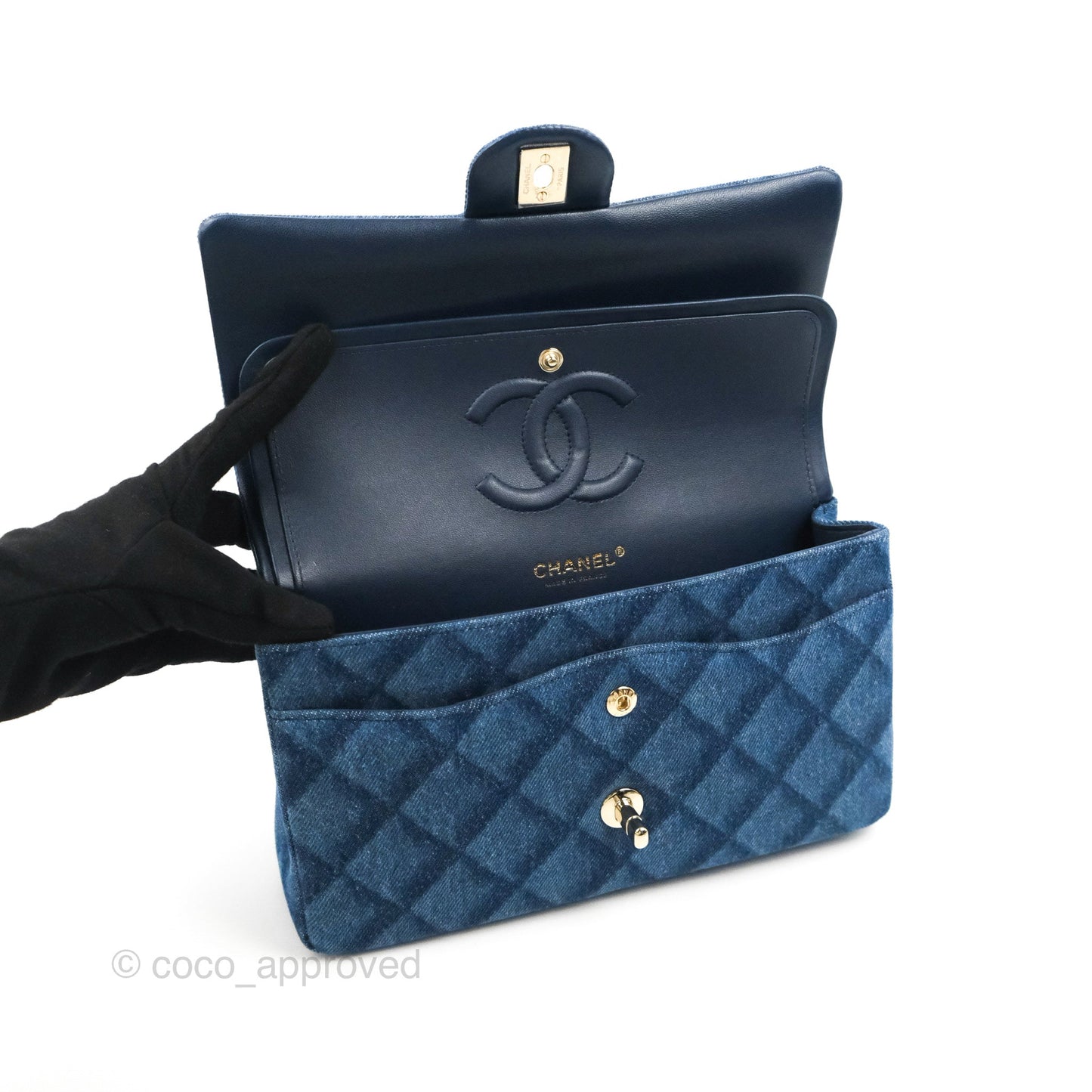 Chanel M/L Quilted Medium Double Flap Blue Printed Denim