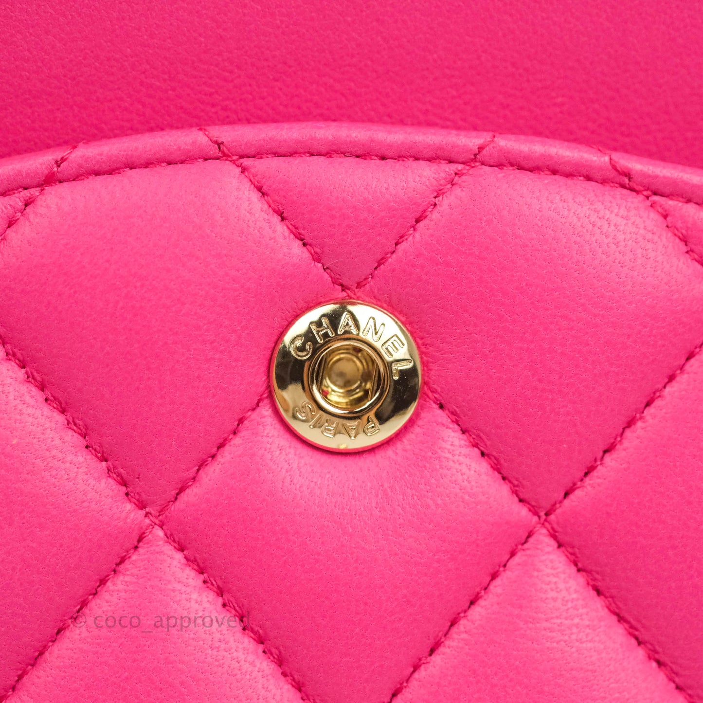 Chanel Classic M/L Medium Flap Quilted Pink Lambskin Gold Hardware