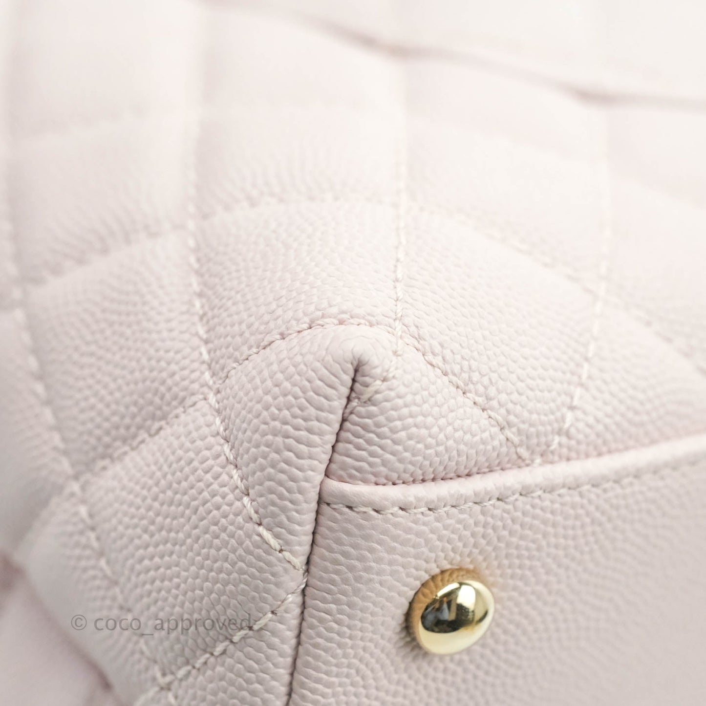 Chanel Medium Coco Handle Quilted Light Lilac Pink Caviar Gold Hardware
