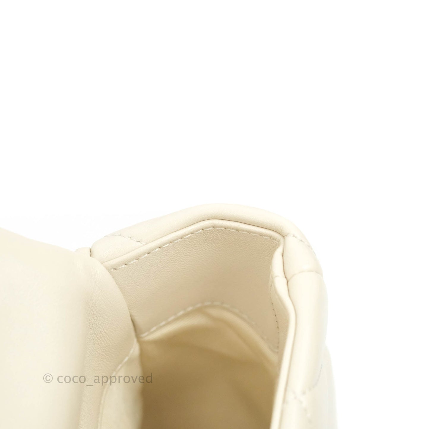 Chanel 19 Medium Beige Mixed Hardware