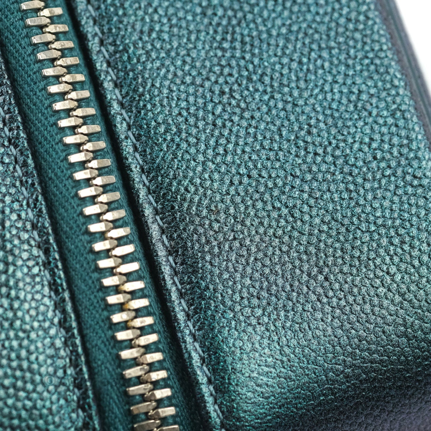 Chanel Quilted Medium CC Filigree Vanity Case Iridescent Dark Turquoise Caviar Rainbow Hardware