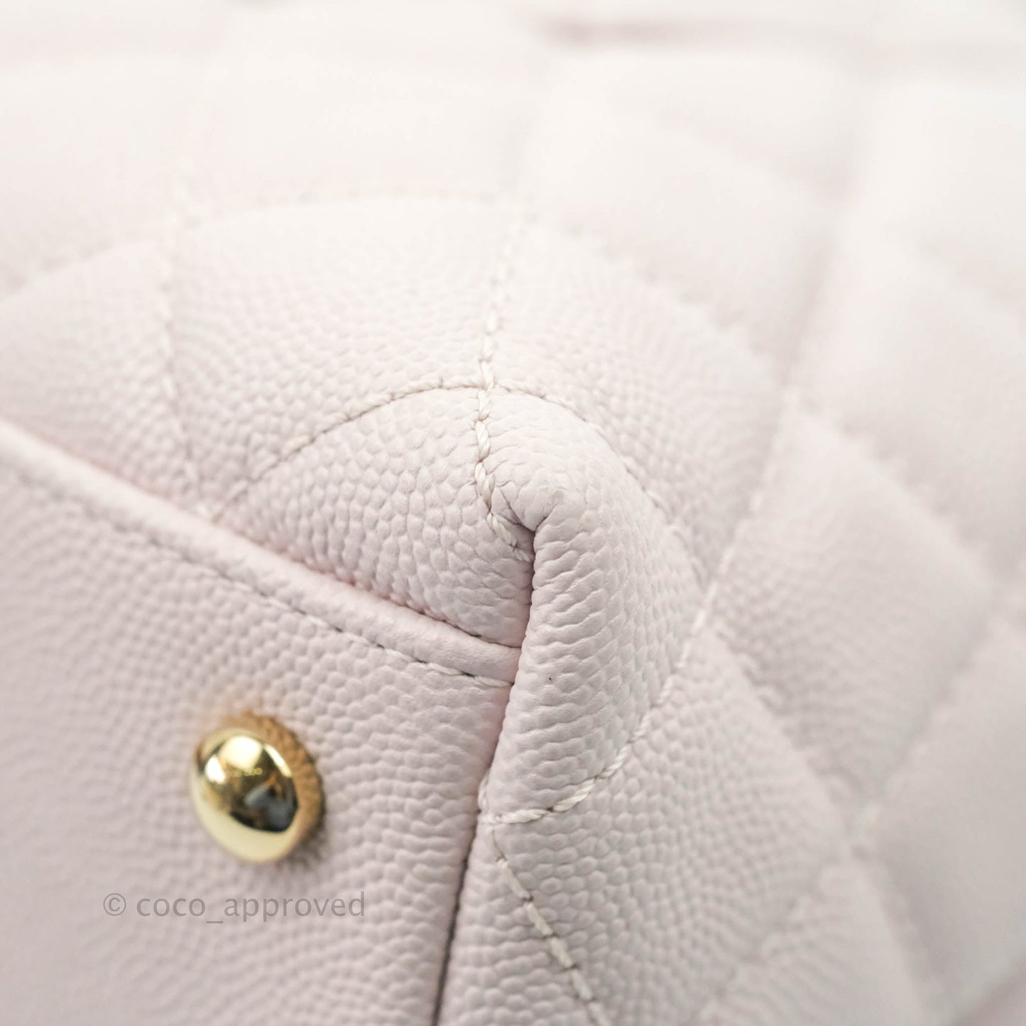 Chanel Medium Coco Handle Quilted Light Lilac Pink Caviar Gold Hardware