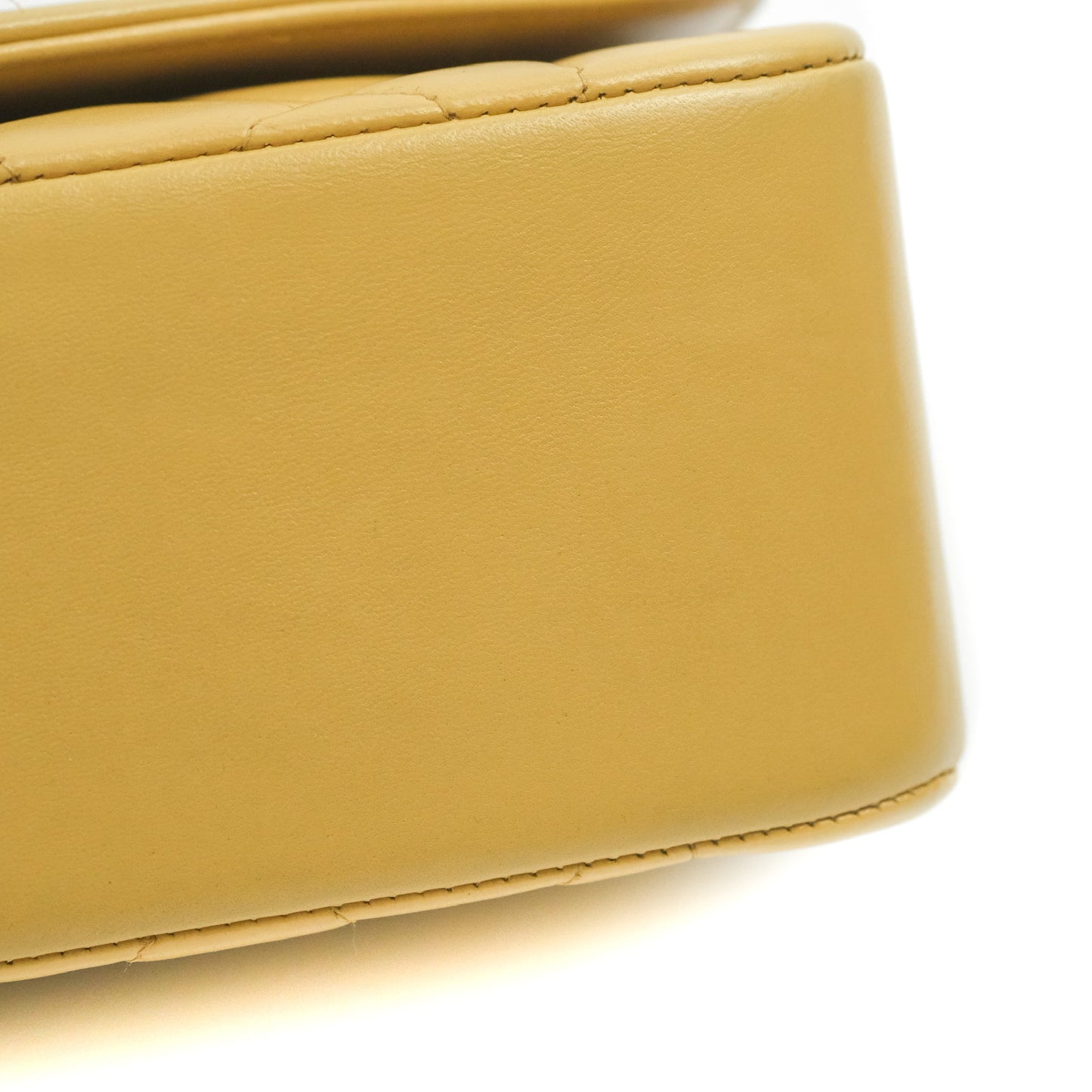 Chanel Vintage Small Quilted Classic Diana Flap Bag Beige Lambskin 24K Gold Hardware