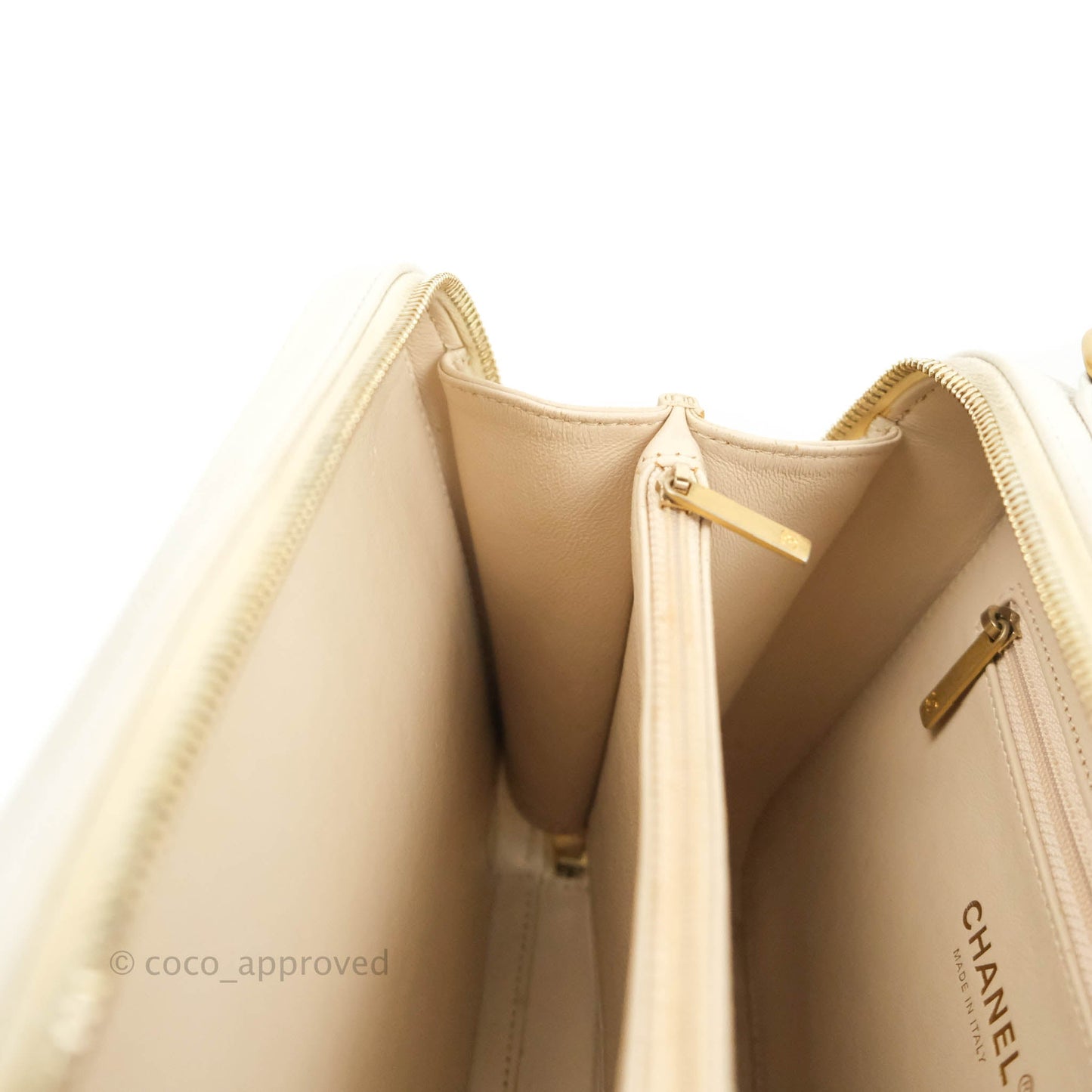 Chanel Quilted Medium CC Filigree Vanity Case White Caviar Aged Gold Hardware