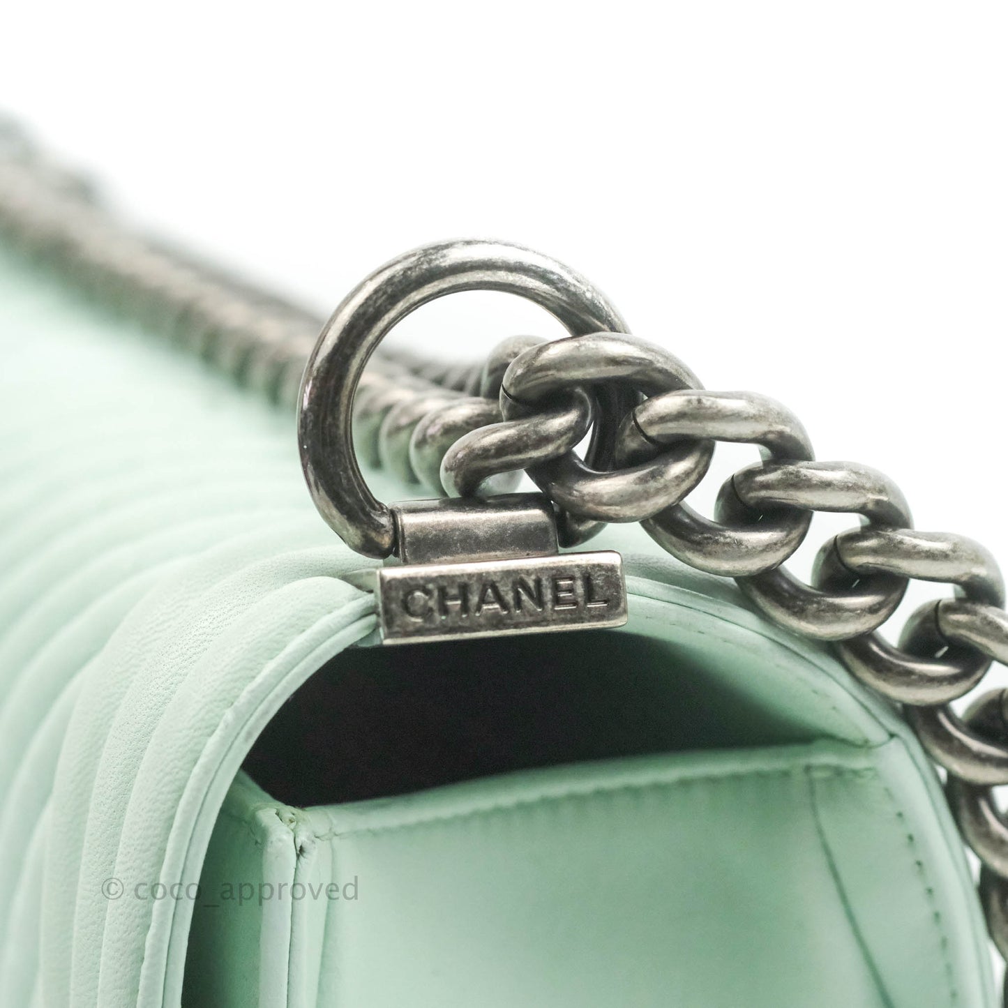 Chanel New Medium Chevron Boy Mint Crumpled Calfskin Ruthenium Hardware