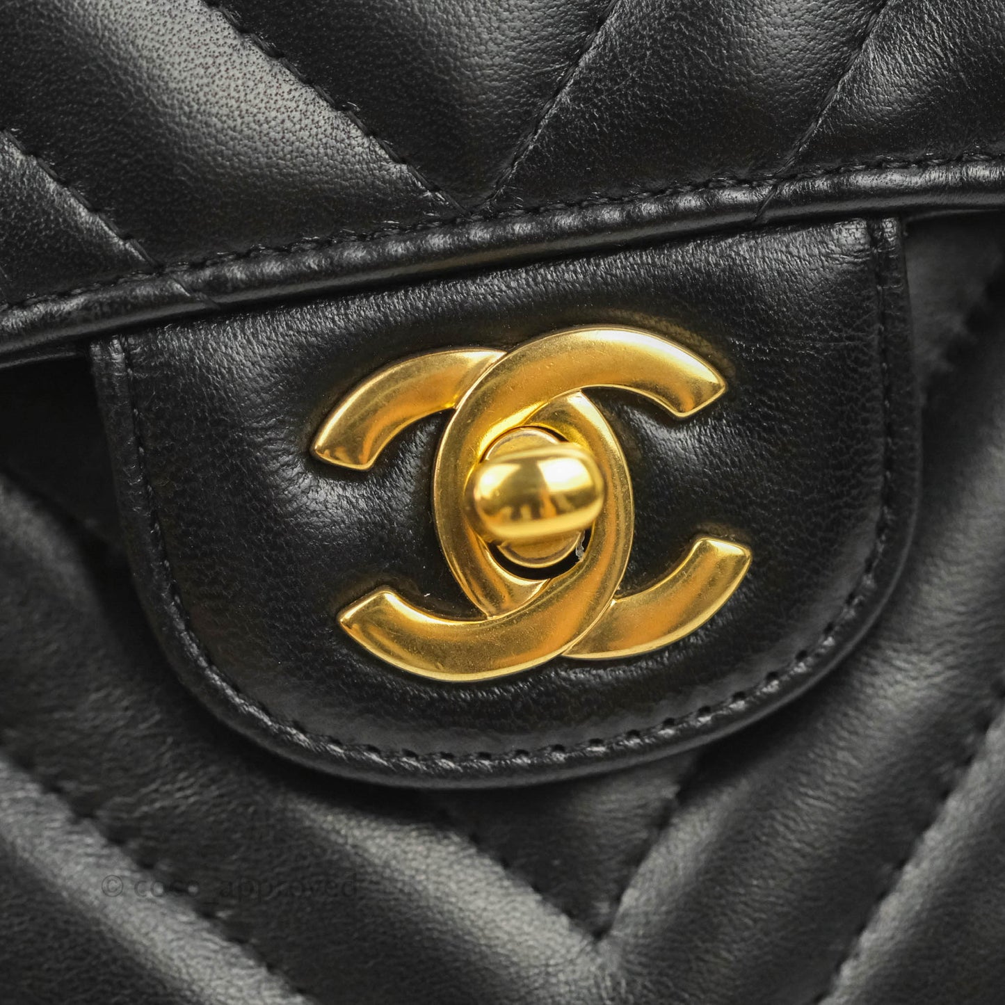 Chanel Classic Chevron S/M Small Double Flap Black Lambskin Gold Hardware