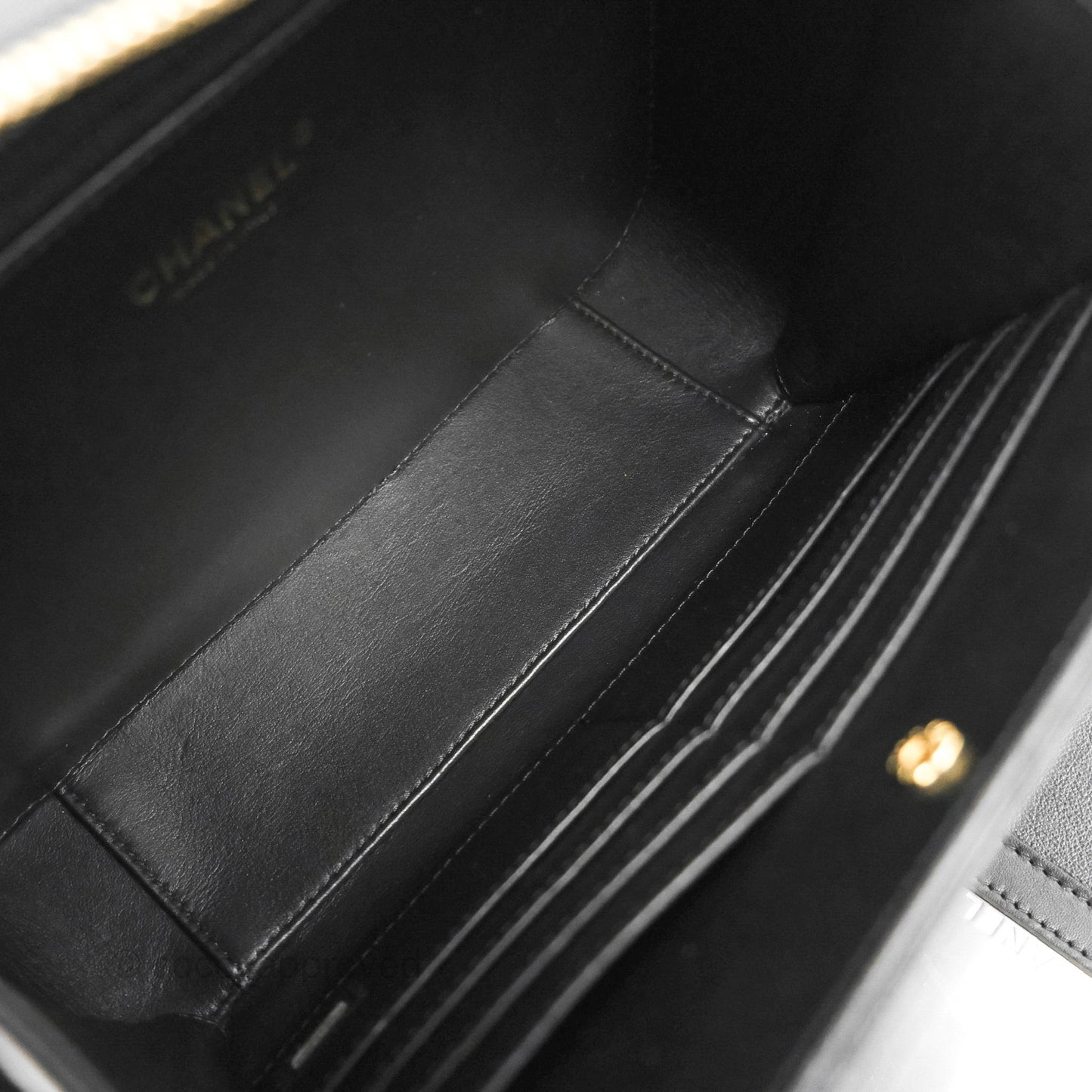 Chanel Quilted Large CC Filigree Vanity Case Black Caviar Gold Hardware