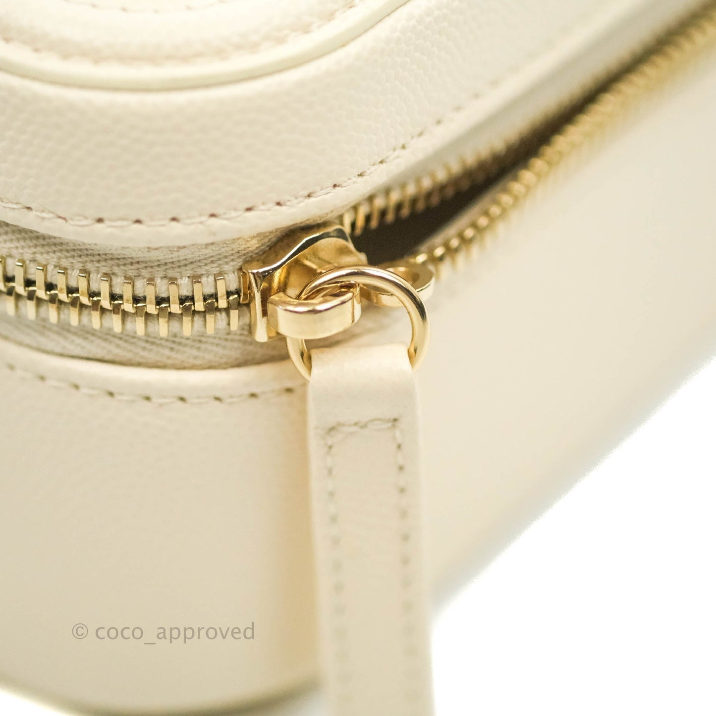 Chanel Quilted Medium CC Filigree Vanity Case Ivory Caviar Gold Hardware
