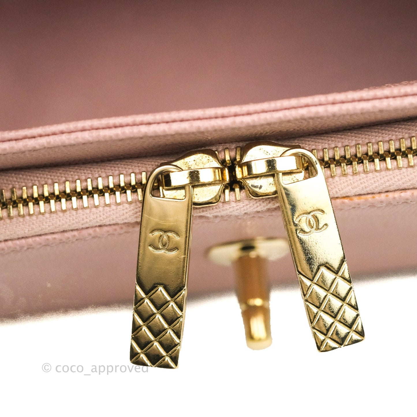 Chanel Quilted Small Business Affinity Flap Pink Caviar Gold Hardware
