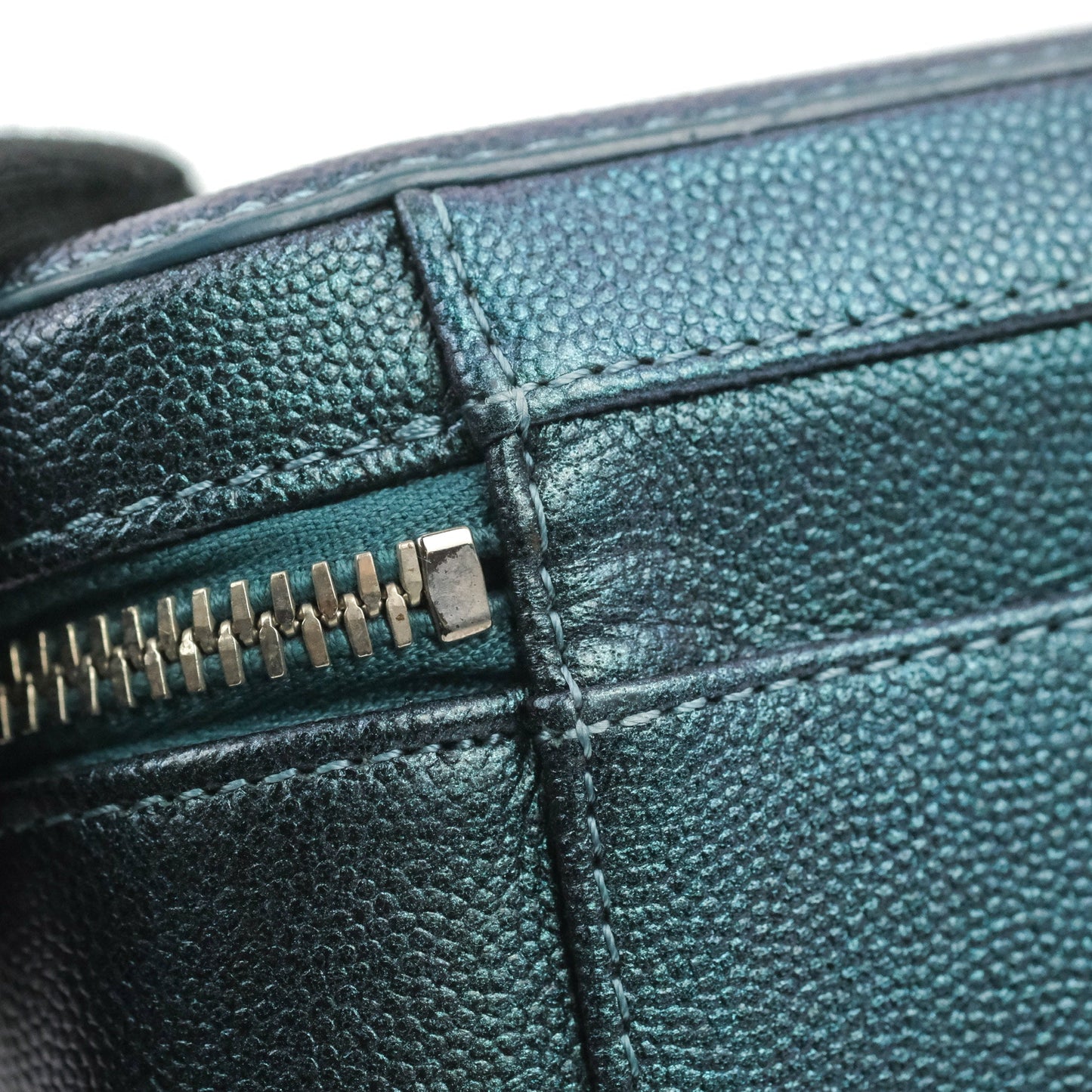 Chanel Quilted Medium CC Filigree Vanity Case Iridescent Dark Turquoise Caviar Rainbow Hardware