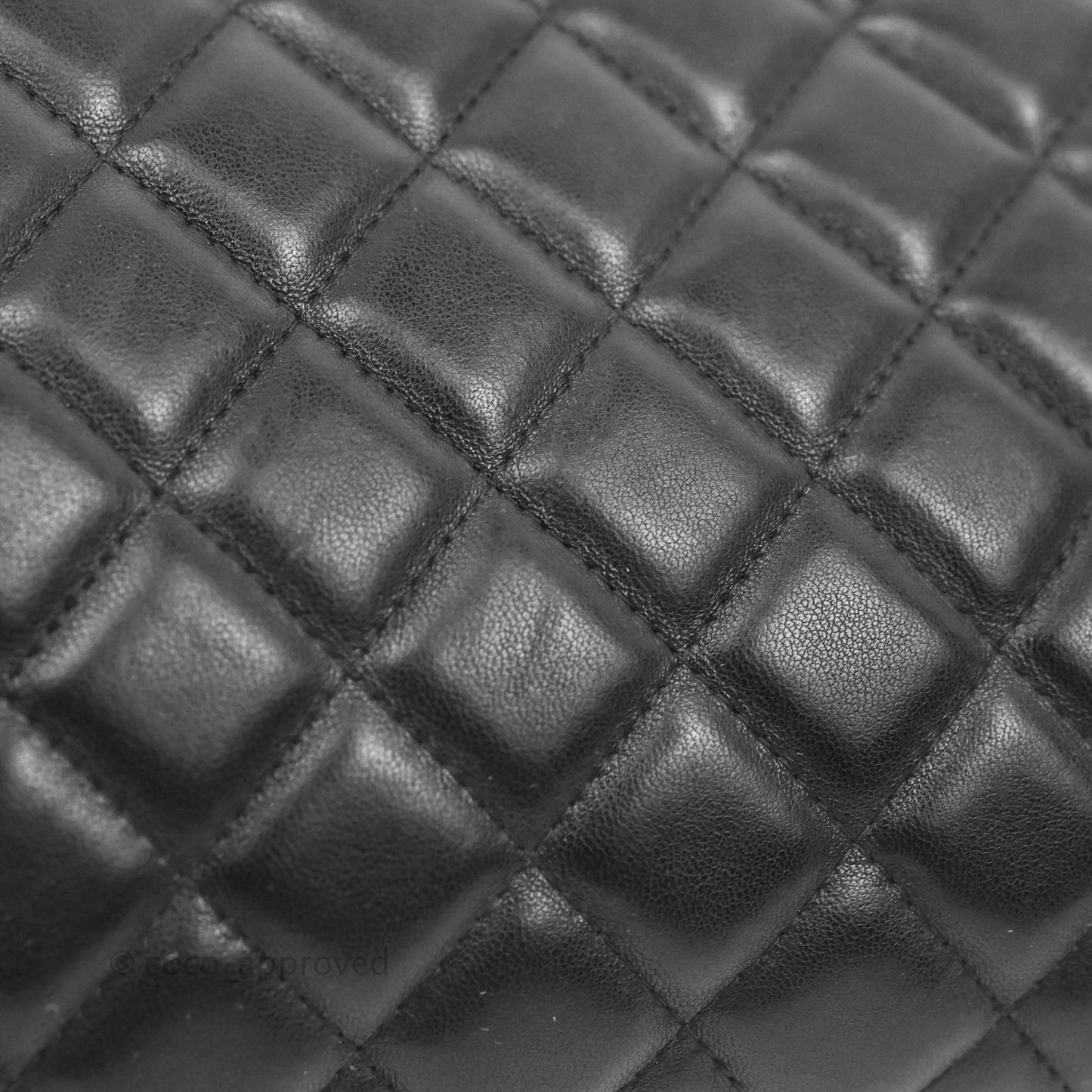 Chanel Quilted Timeless Kisslock Clutch Black Lambskin Silver Hardware