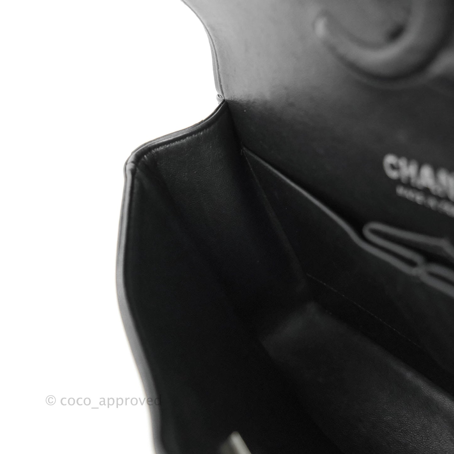 Chanel Classic Quilted M/L Medium Double Flap So Black Lambskin