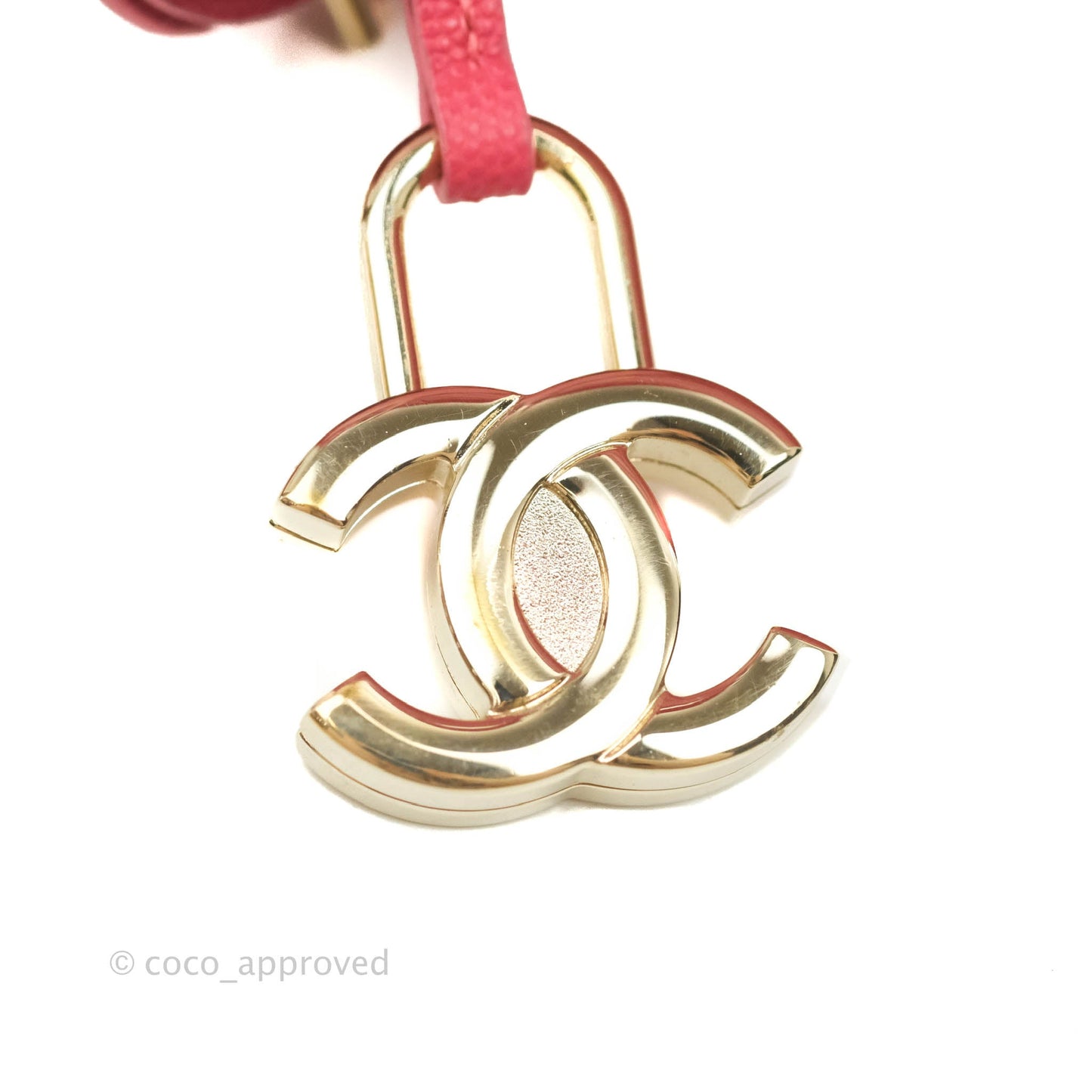 Chanel Quilted Medium CC Filigree Vanity Case Rosy Pink Caviar Gold Hardware