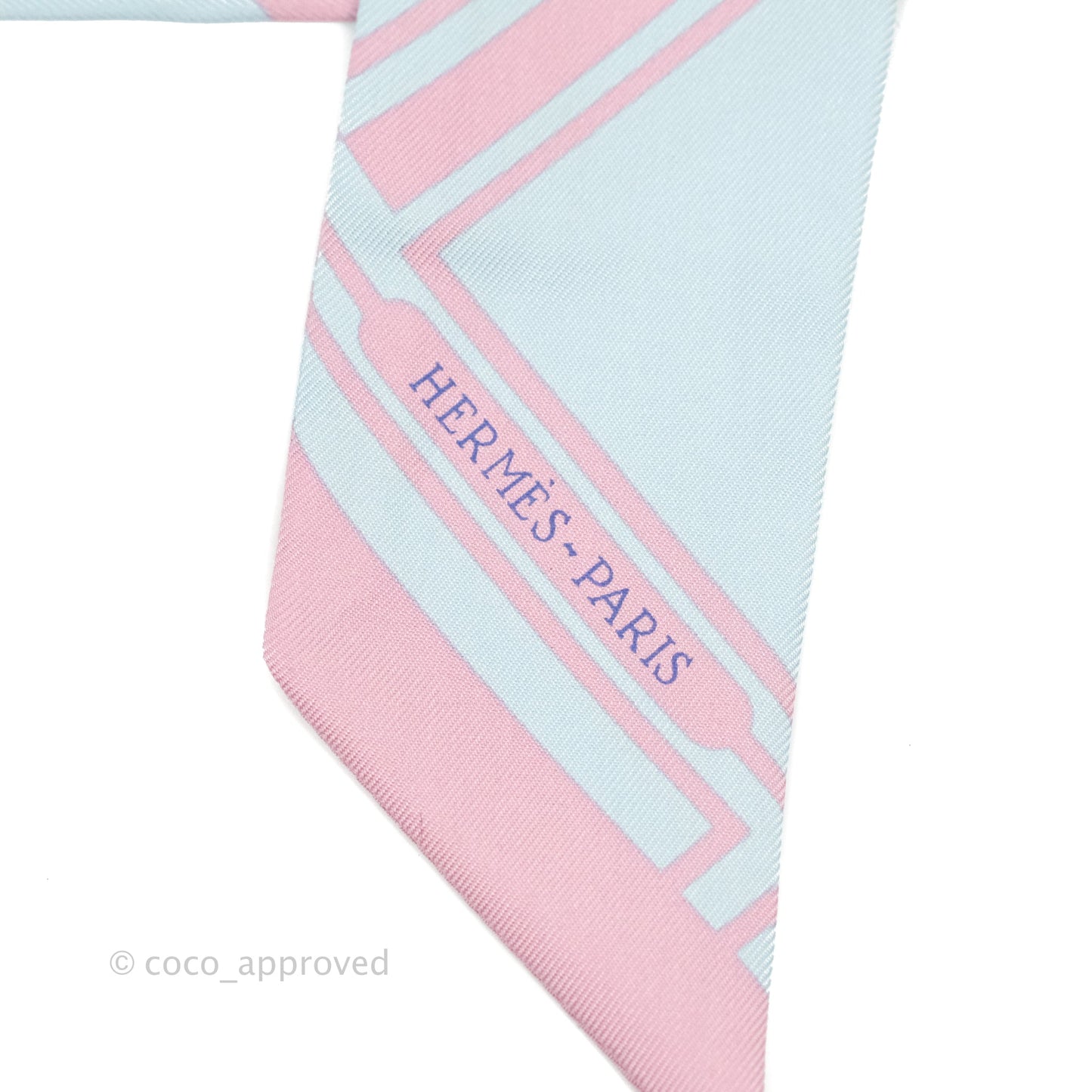 Hermès Les Coupes Tattoo Silk Twilly