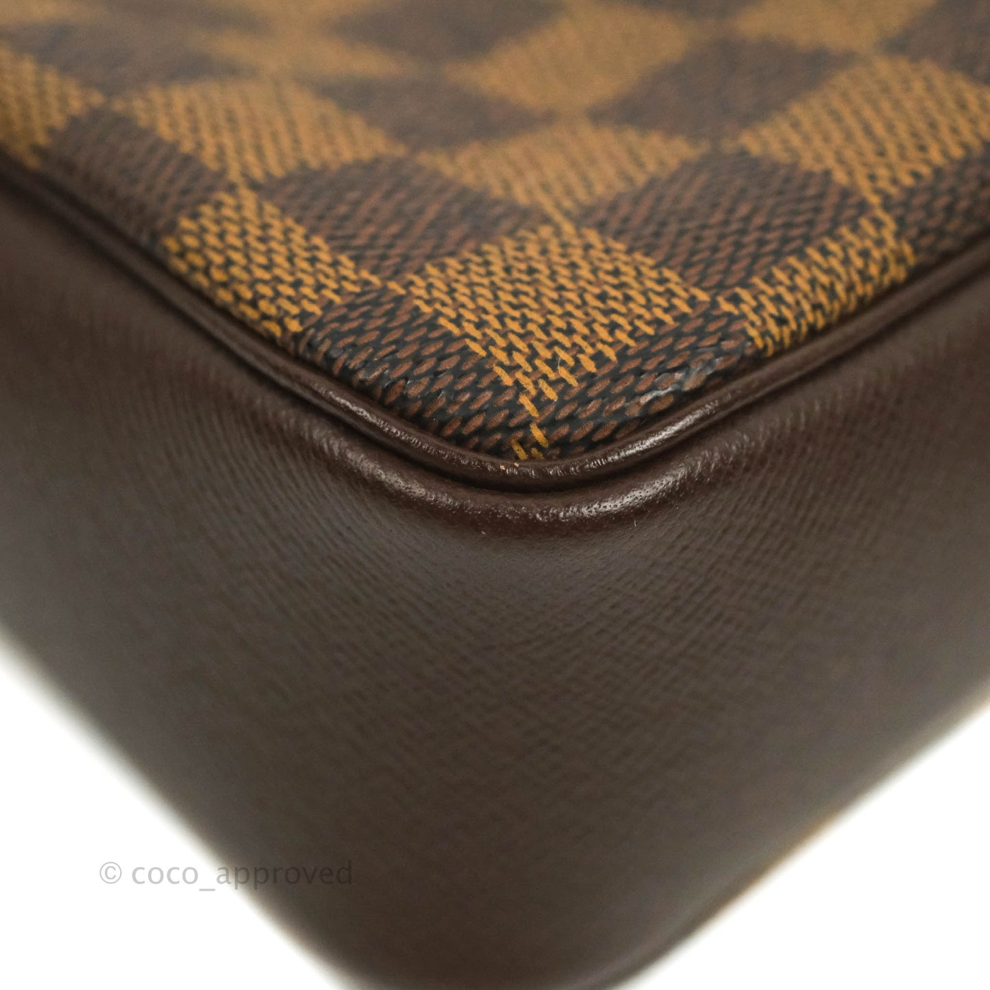Louis Vuitton Trousse Make Up Pochette Damier Ebene