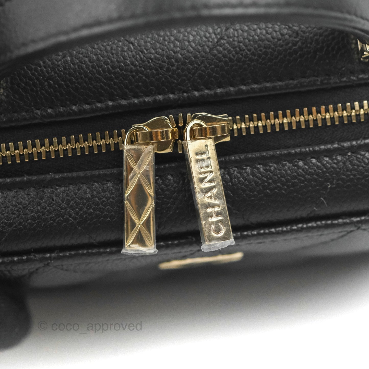 Chanel Vanity Handle With Chain Black Caviar Gold Hardware 22P