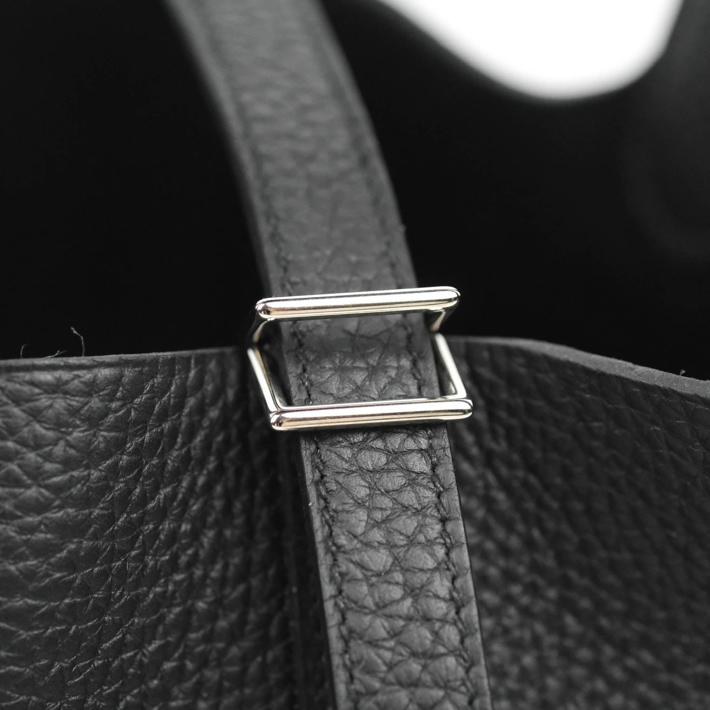 Hermès Taurillon Clemence Picotin Lock 18 PM Black Palladium Hardware