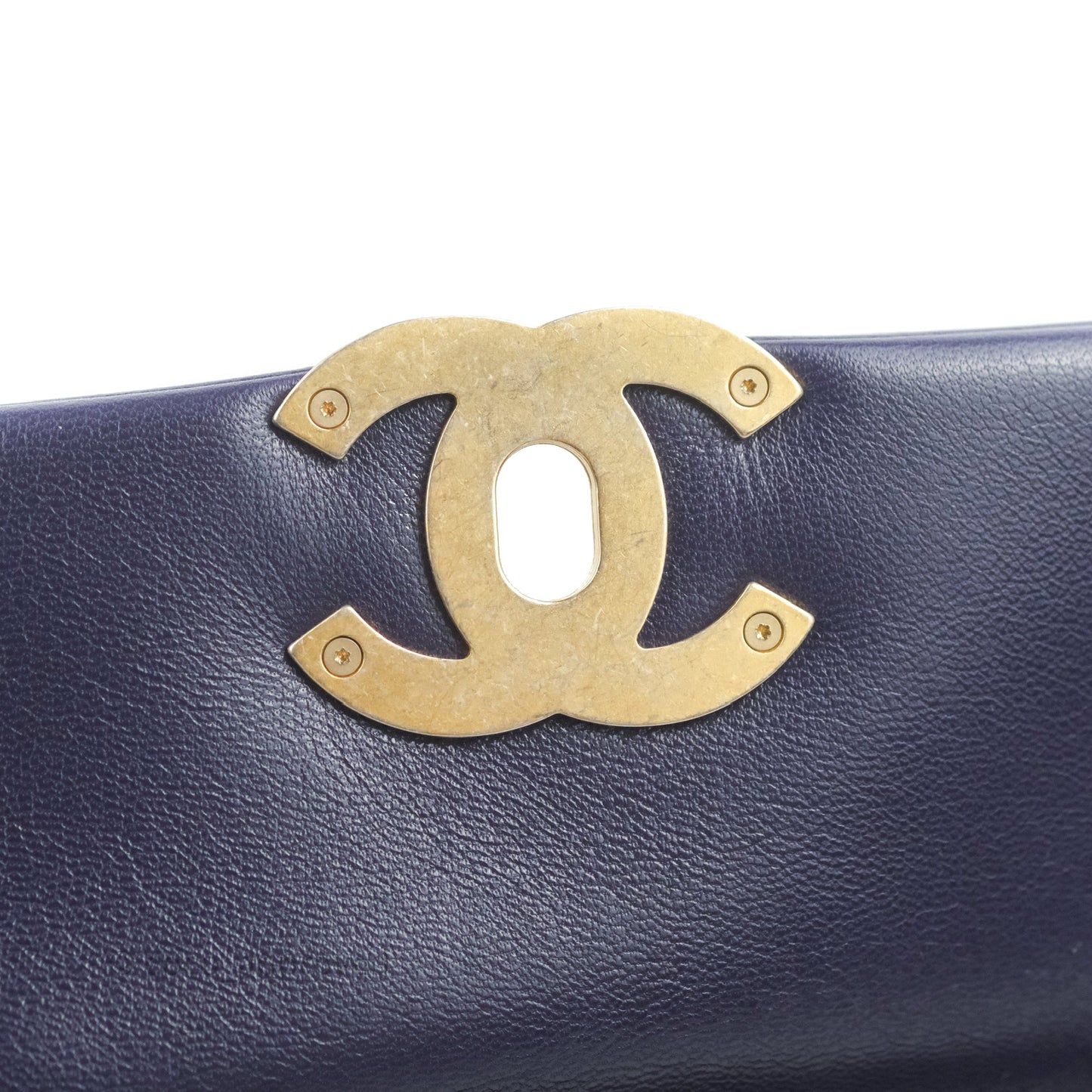 Chanel 19 Medium Dark Purple Mixed Hardware