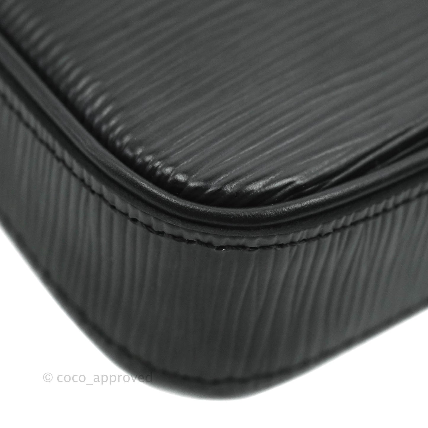 Louis Vuitton Epi Easy Pouch On Strap Black