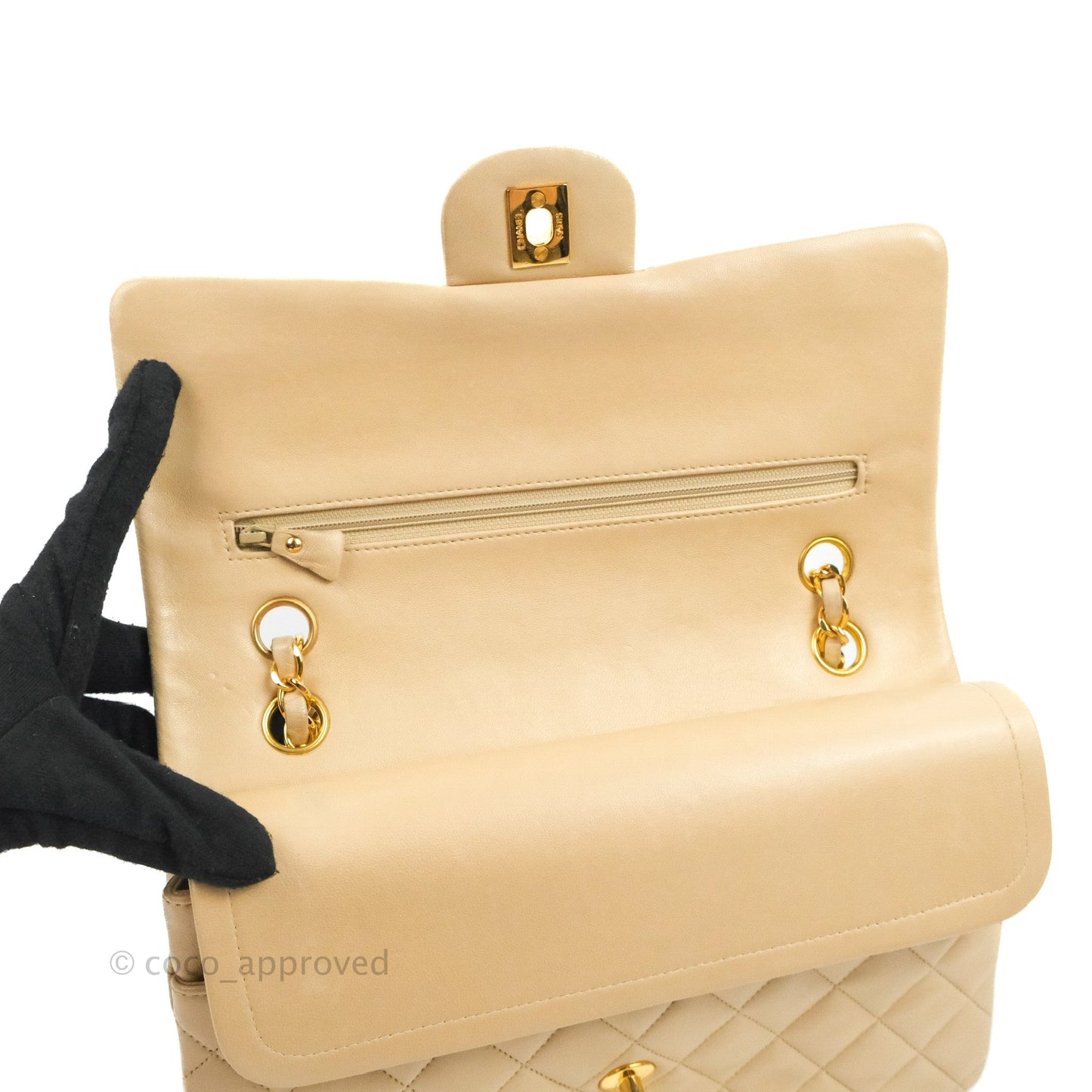 Chanel Vintage Medium Classic Flap Light Beige Lambskin 24K Gold Hardware
