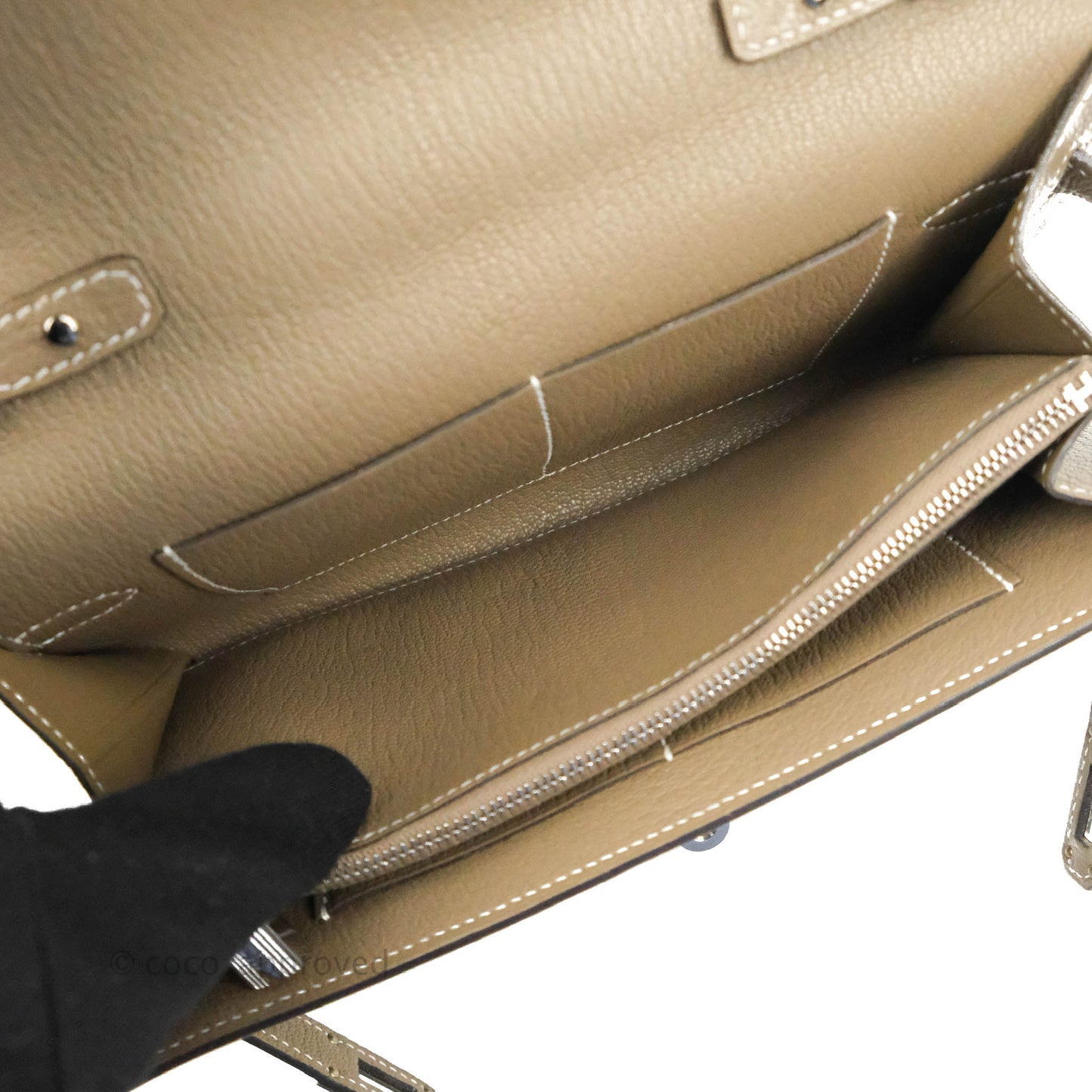Hermès Kelly To Go Wallet Etoupe Chevre Mysore Palladium Hardware