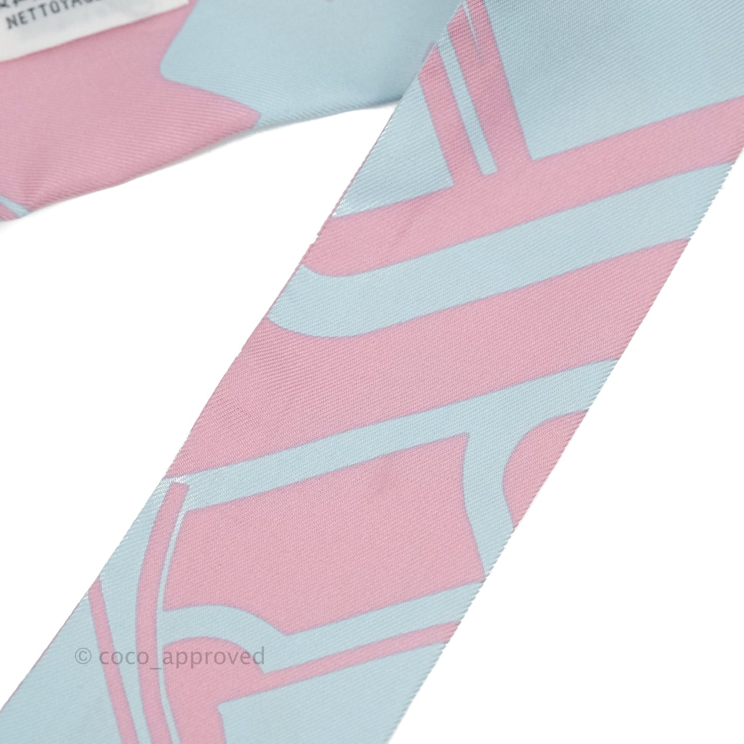 Hermès Les Coupes Tattoo Silk Twilly