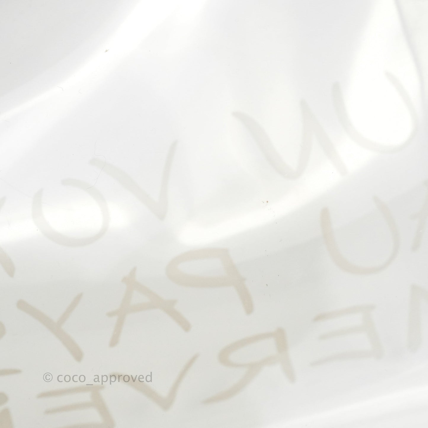 Hermès Vinyl Kelly Beach Bag Gold Hardware