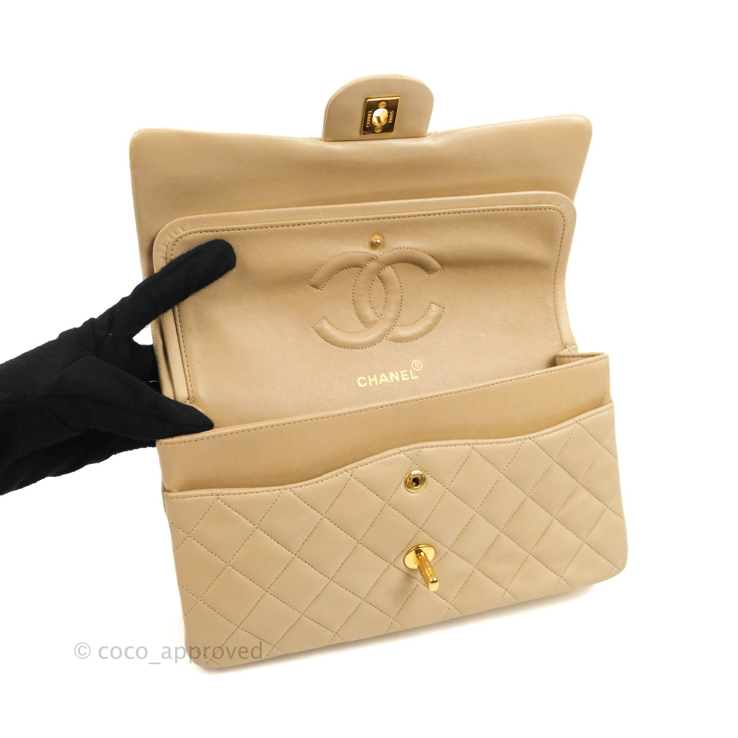 Chanel Vintage Medium Classic Flap Light Beige Lambskin 24K Gold Hardware
