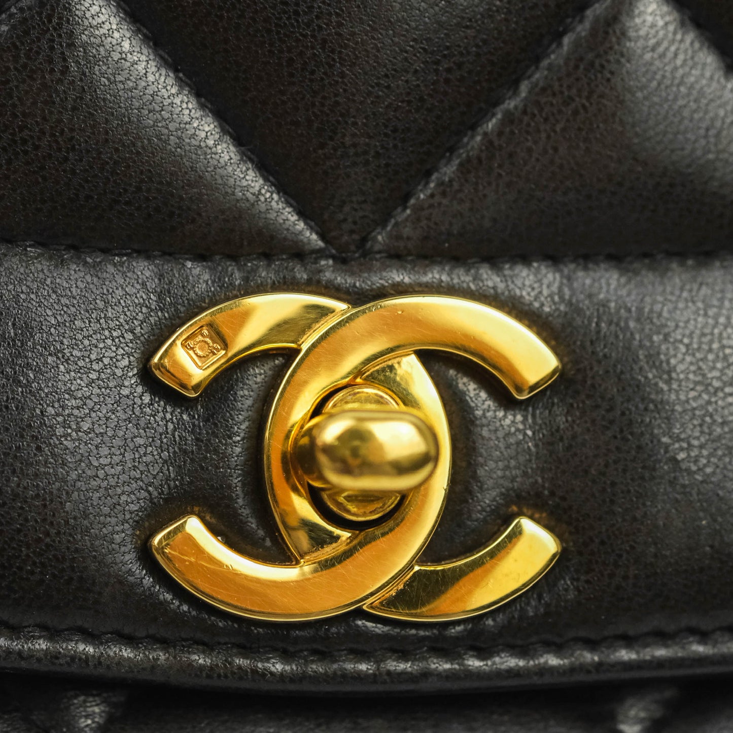 Chanel Vintage Quilted Medium Classic Diana Flap Bag Black Lambskin 24K Gold Harwdare