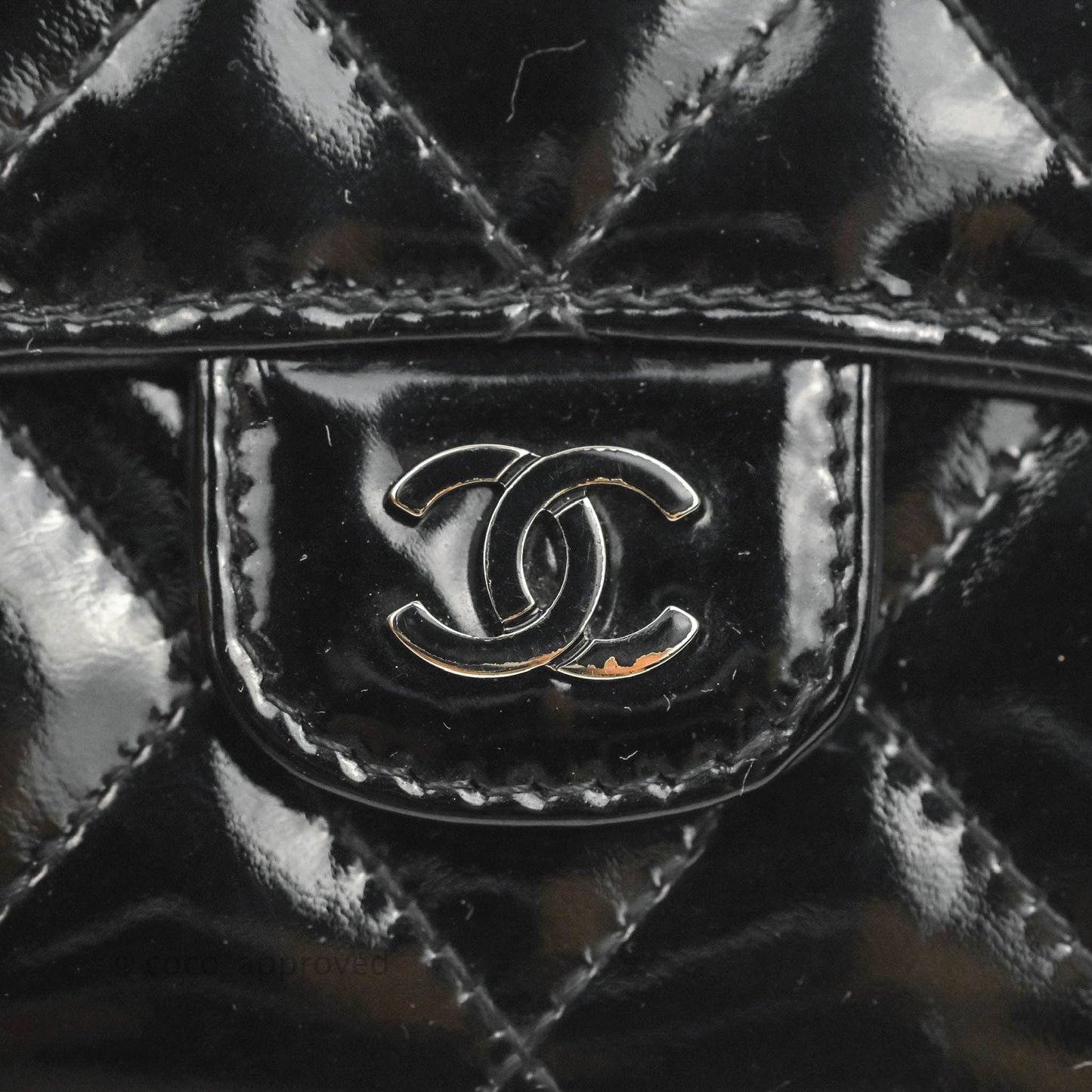 Chanel Quilted Flap Card Holder So Black Patent