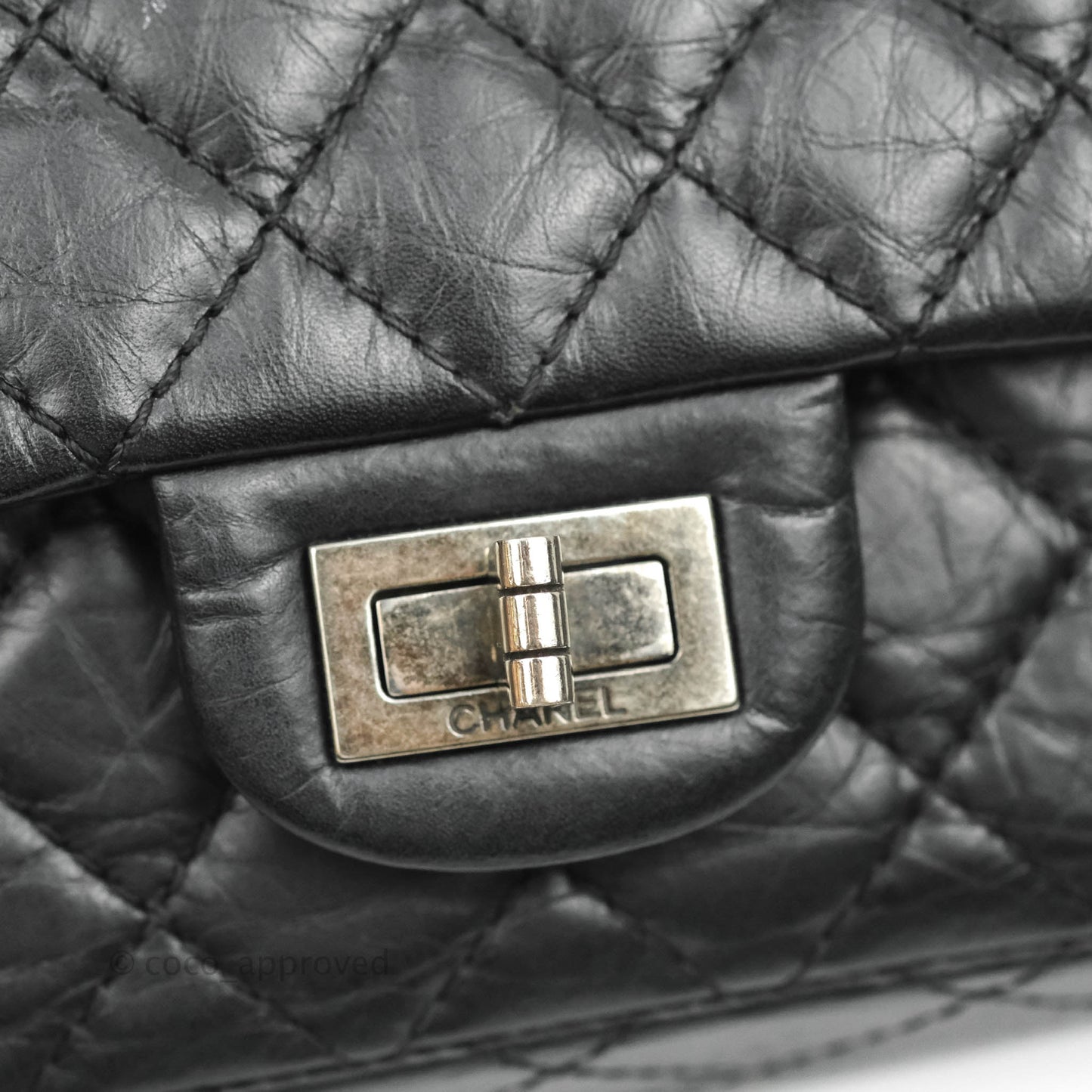 Chanel Reissue 225 Quilted Aged Calfskin Black Ruthenium Hardware