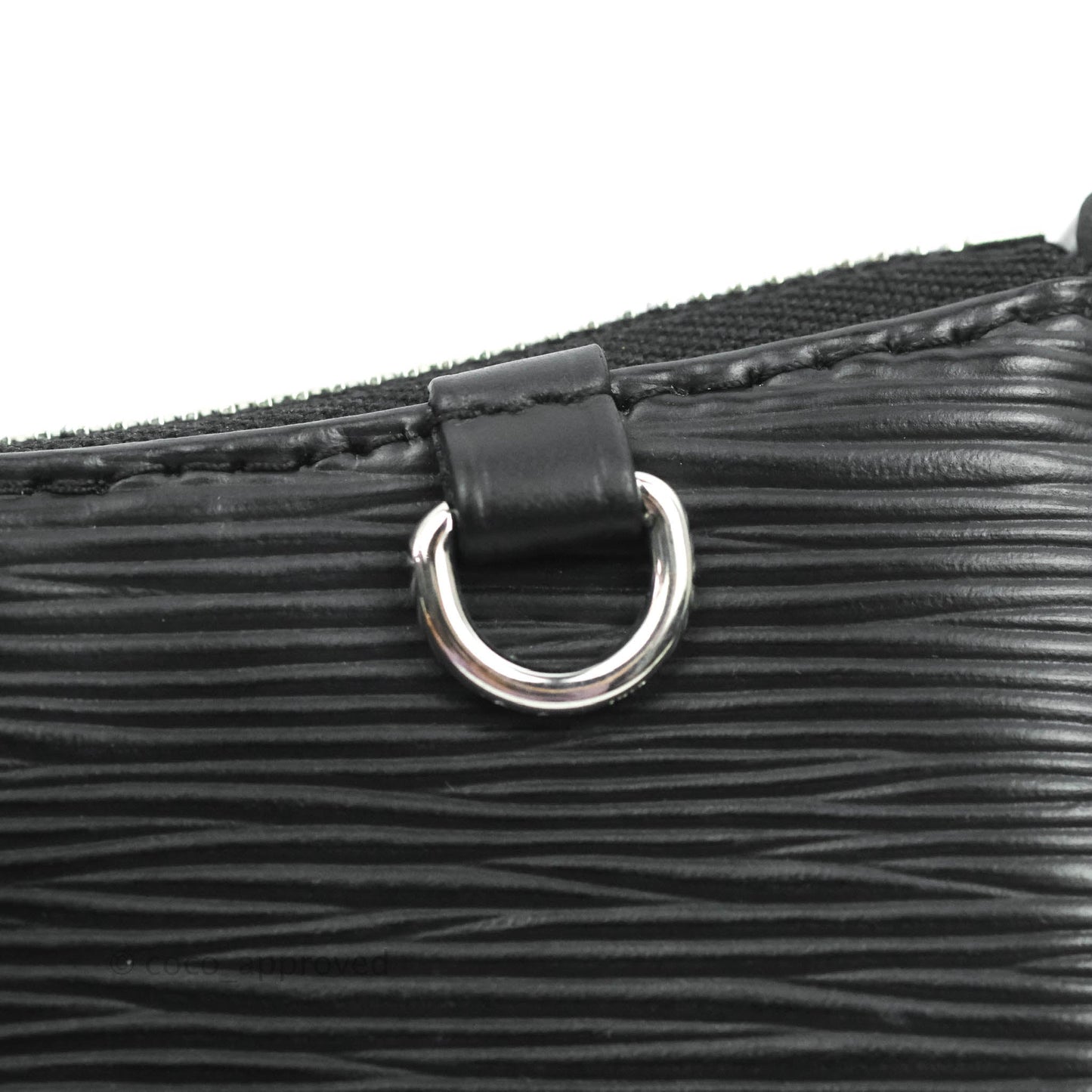 Louis Vuitton Epi Easy Pouch On Strap Black
