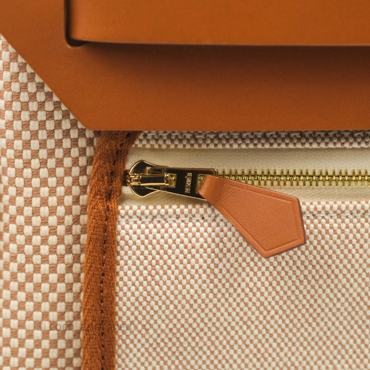 Hermès Herbag Zip 31 Retourne Criss Viking Ecru-Beige/Fauve Canvas Gold Hardware
