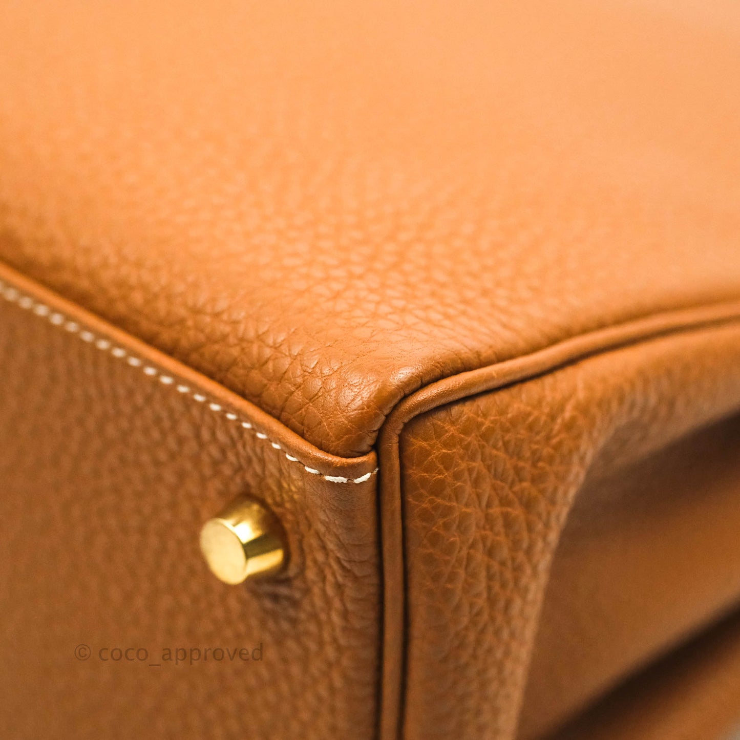 Hermès Kelly 28 Gold Clemence Gold Hardware