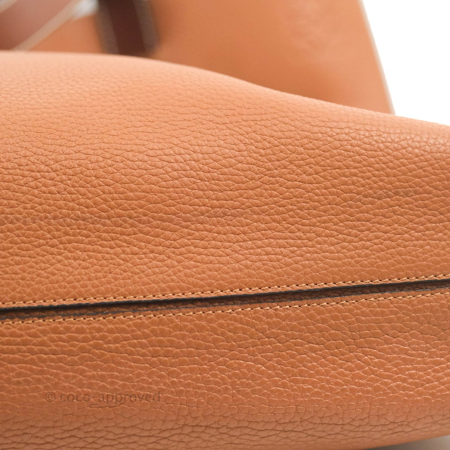 Loewe Vertical Strap Tote Tan Grained Leather