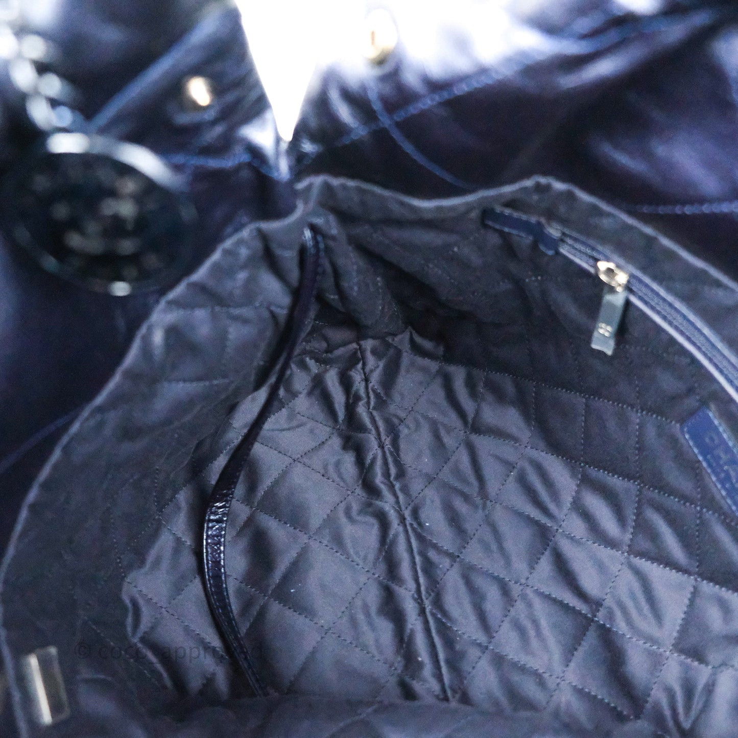 Chanel 22 Small Metallic Midnight Blue Aged Calfskin Midnight Blue/Silver Hardware