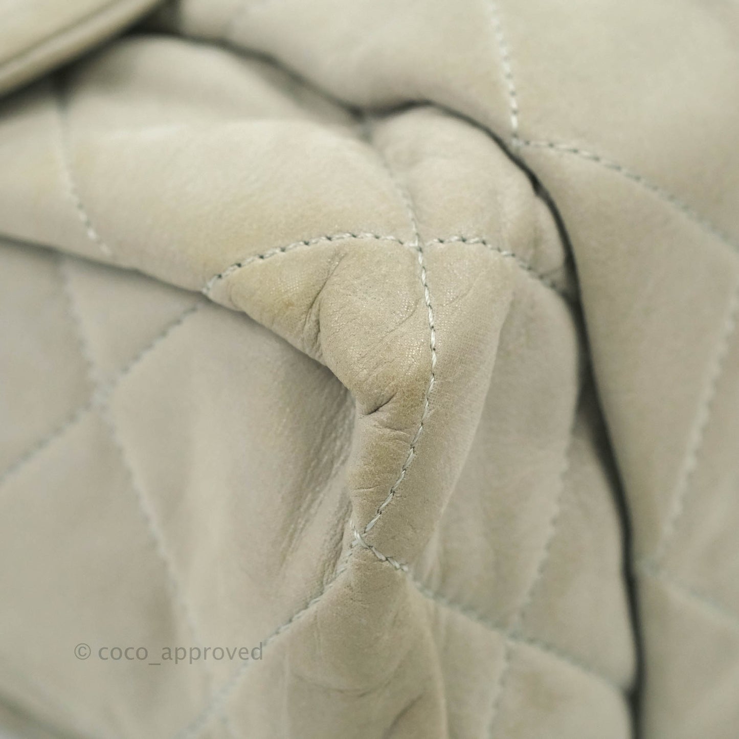 Chanel Iridescent Calfskin Quilted Chic Quilt Flap Grey Gold Hardware