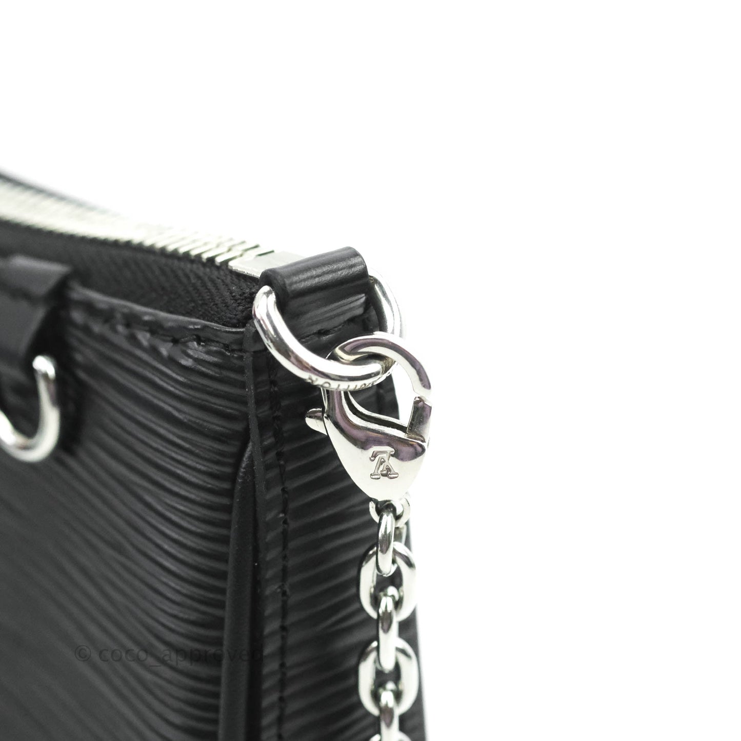 Louis Vuitton Epi Easy Pouch On Strap Black