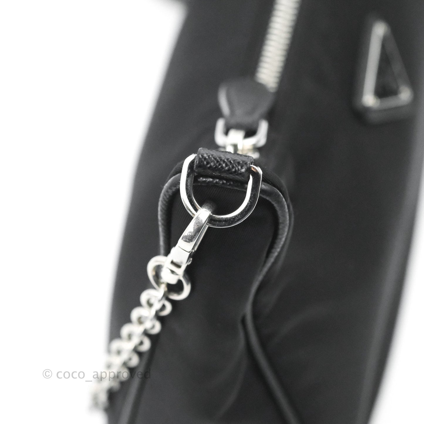 Prada Nylon Re-Edition 2005 Shoulder Bag Black