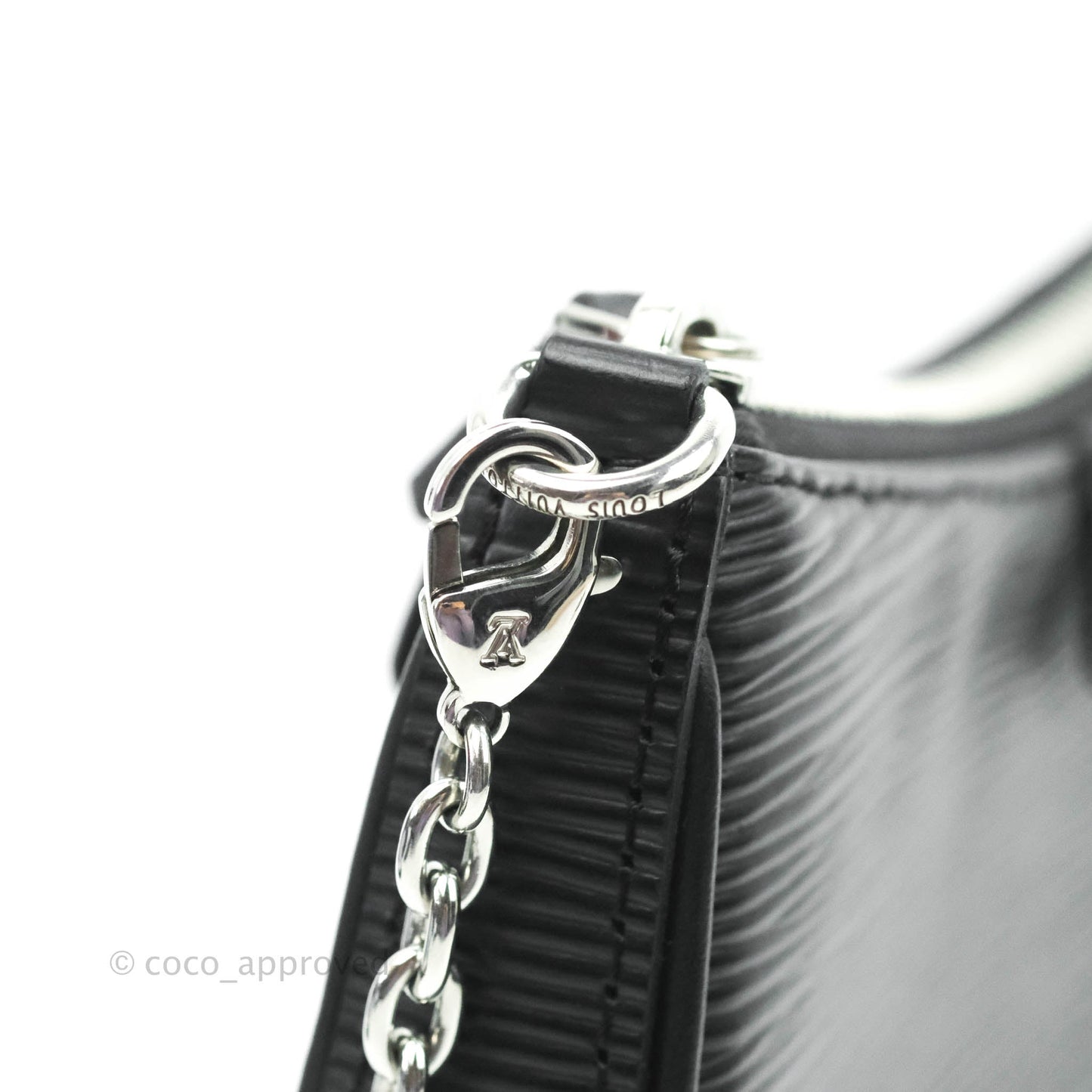 Louis Vuitton Epi Easy Pouch On Strap Black