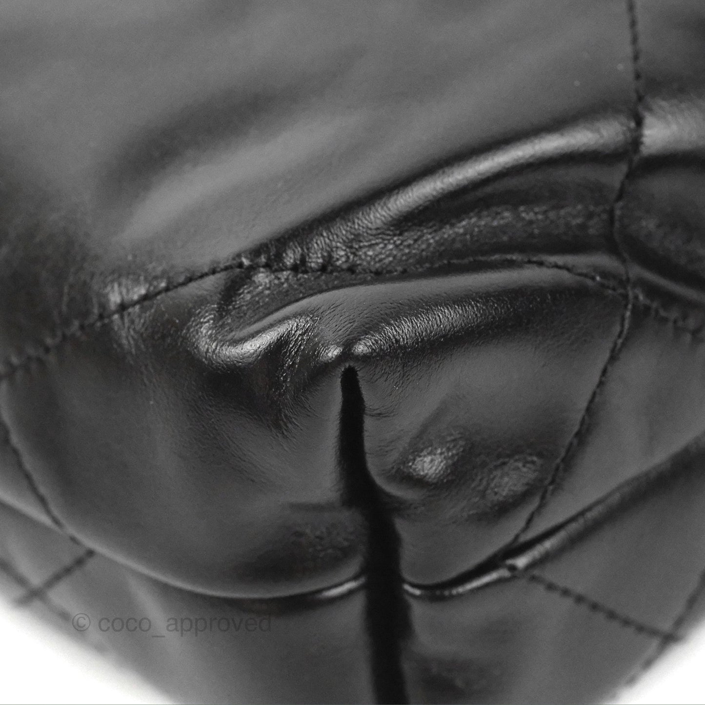 Chanel 22 Mini Bag Black Crumpled Calfskin