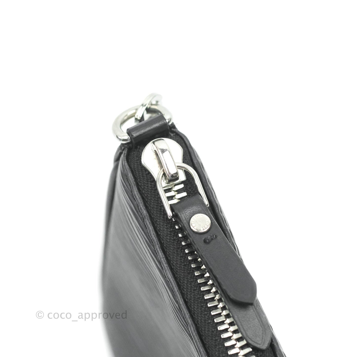 Louis Vuitton Epi Easy Pouch On Strap Black
