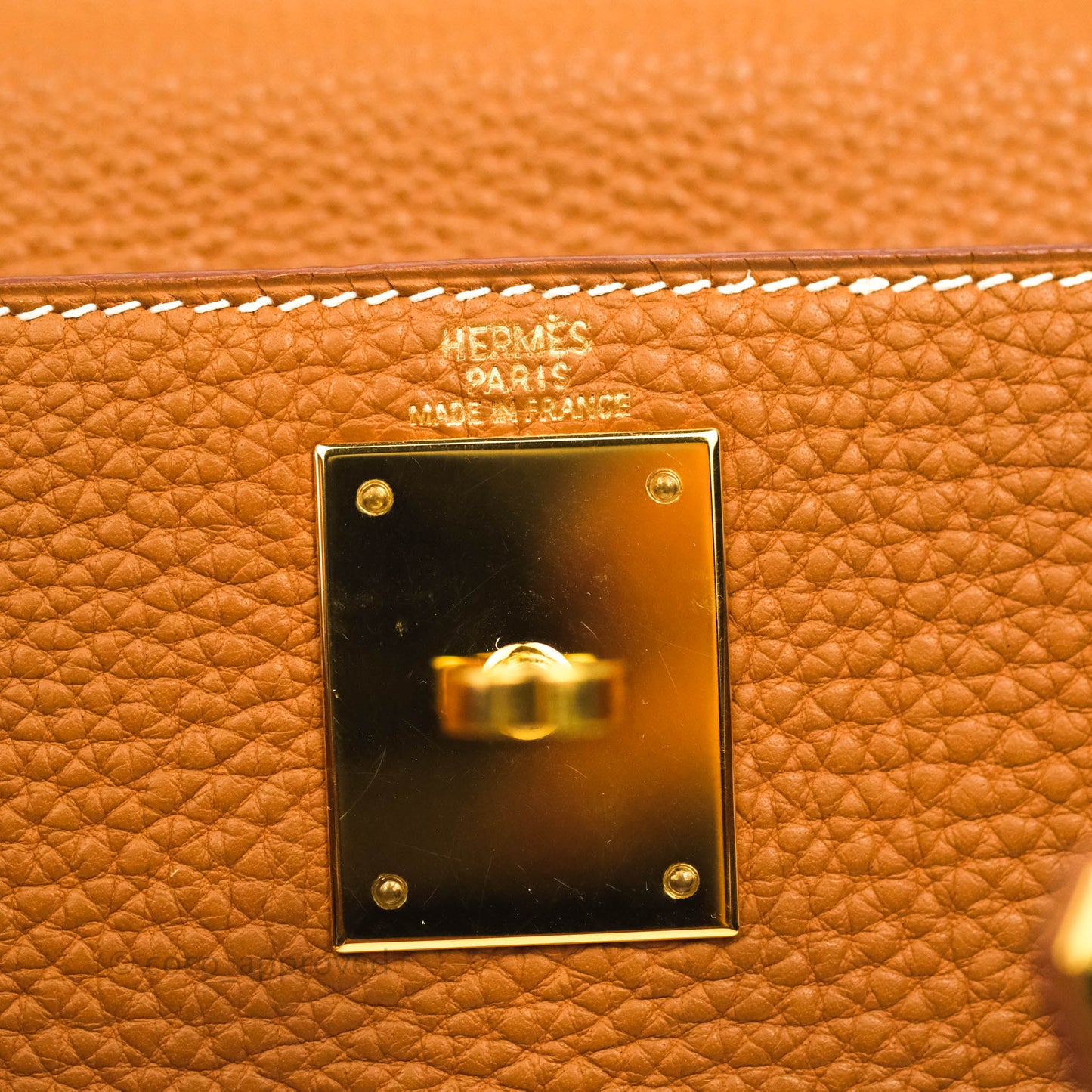 Hermès Kelly 28 Gold Clemence Gold Hardware