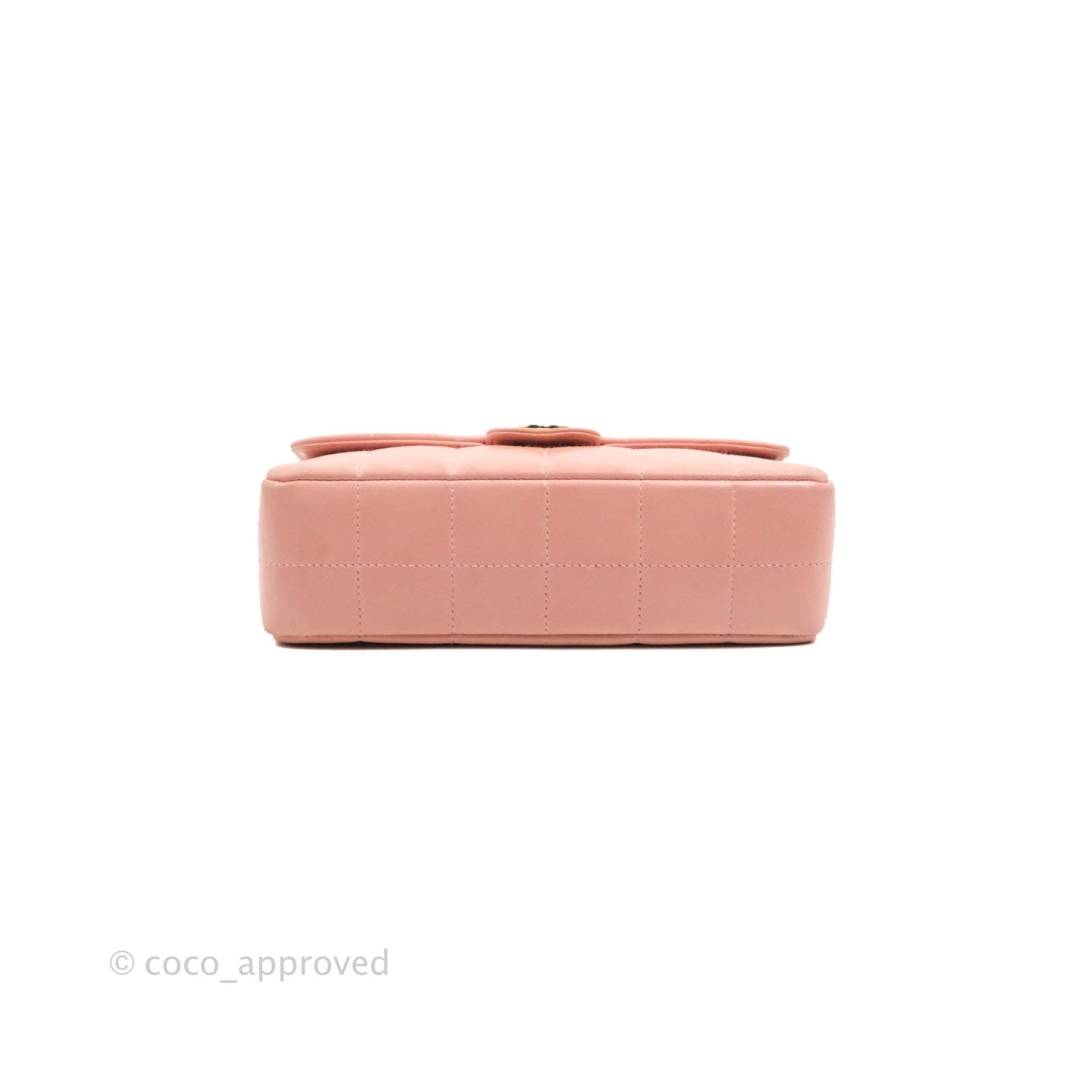 Chanel Vintage Quilted Mini Chocolate Bar Camellia Flap Pink Lambskin Gold Hardware