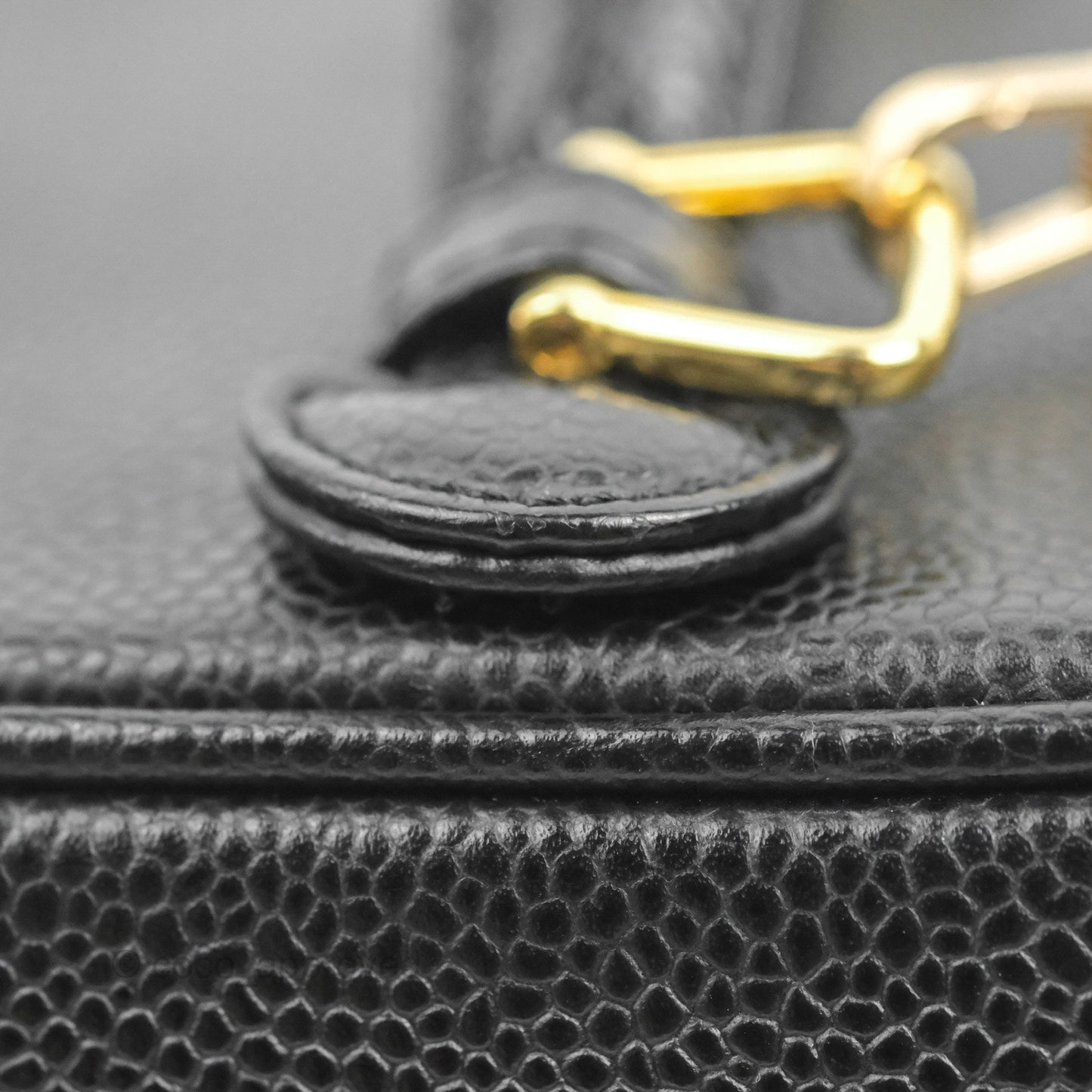Chanel Vintage Vanity Case Black Caviar Gold Hardware