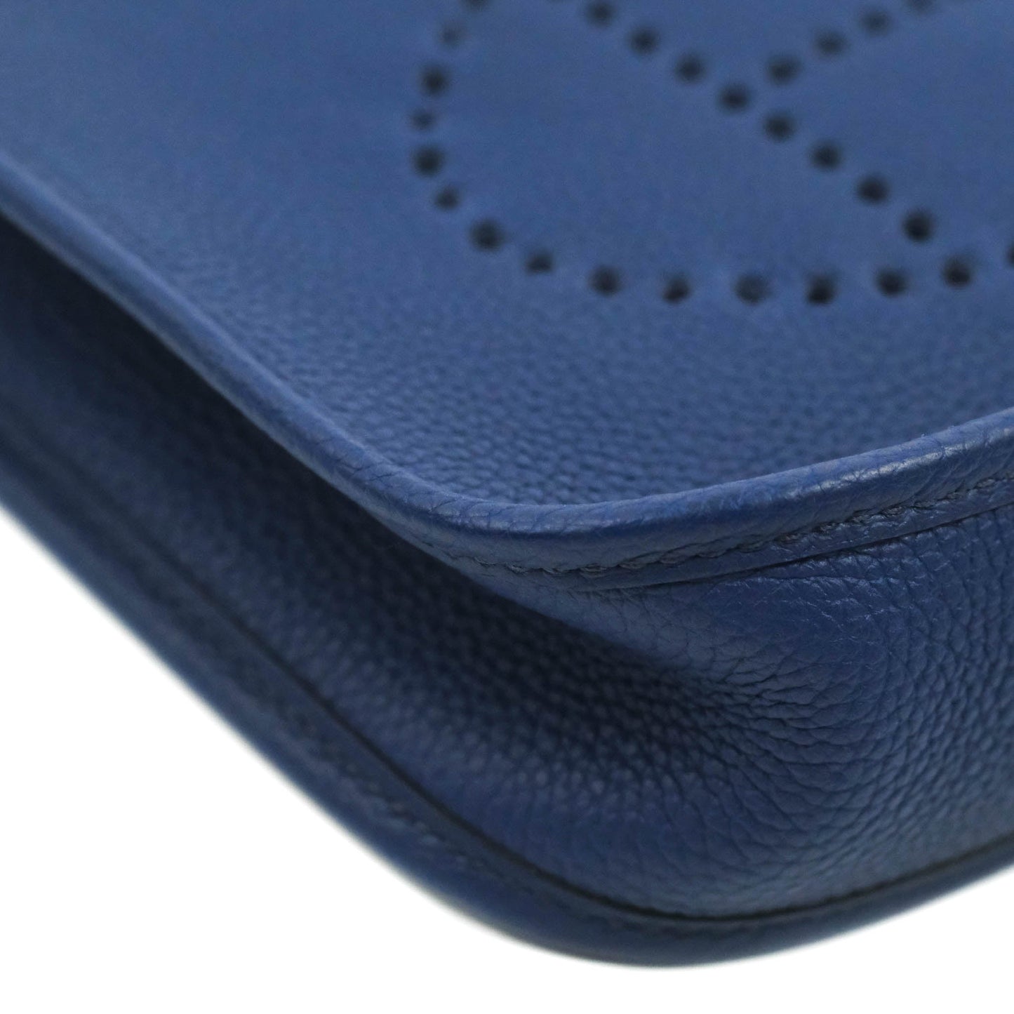 Hermès Mini Evelyne 16 Bleu Saphir/Bleu Indigo Taurillon Maurice Gold Hardware