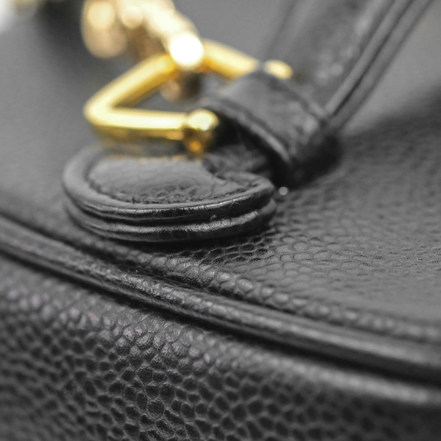 Chanel Vintage Vanity Case Black Caviar Gold Hardware