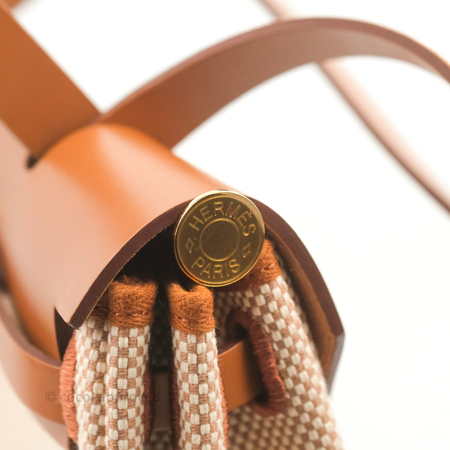Hermès Herbag Zip 31 Retourne Criss Viking Ecru-Beige/Fauve Canvas Gold Hardware